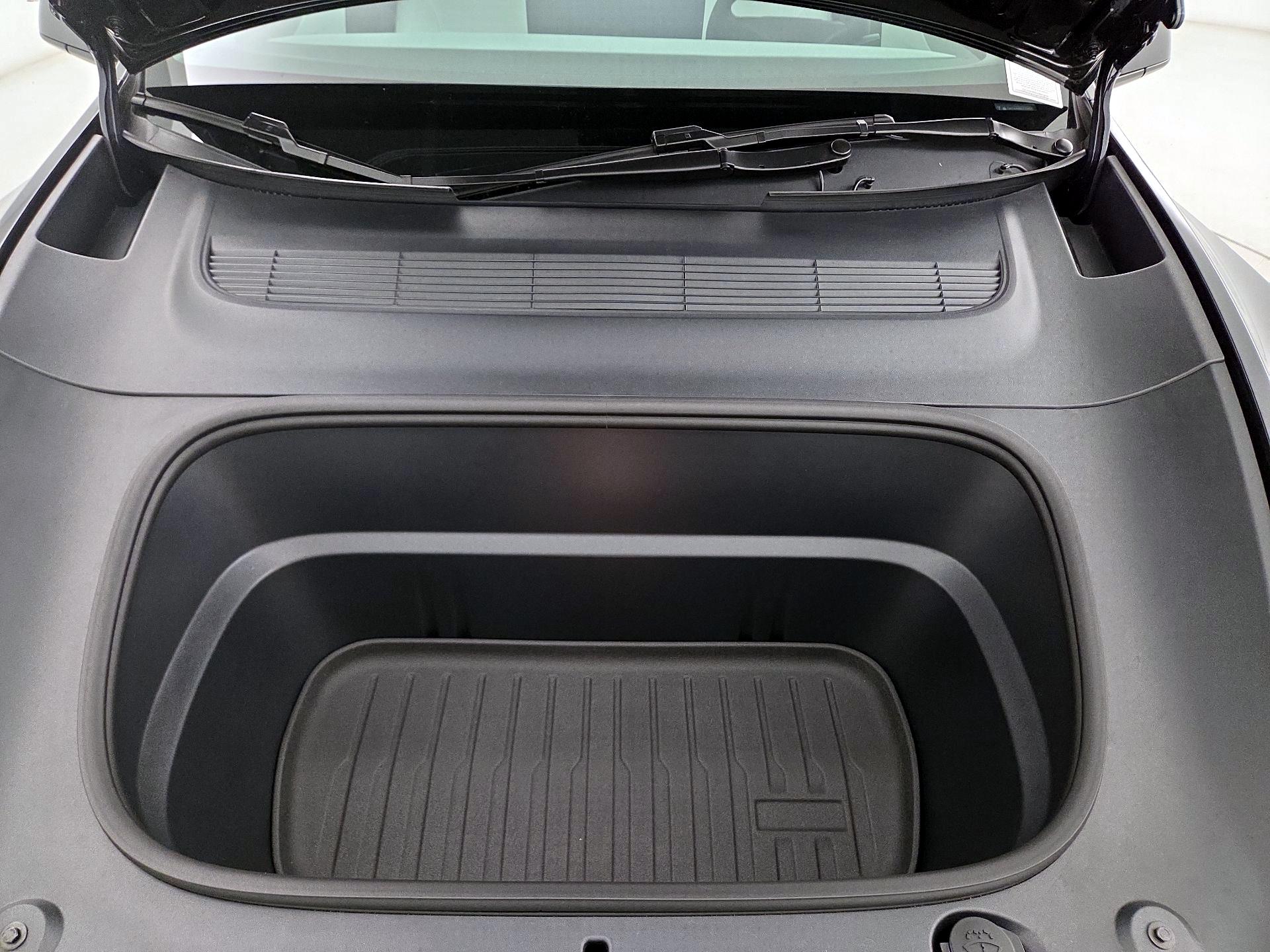 Thumbnail: 2026 Tesla Model Y - 20