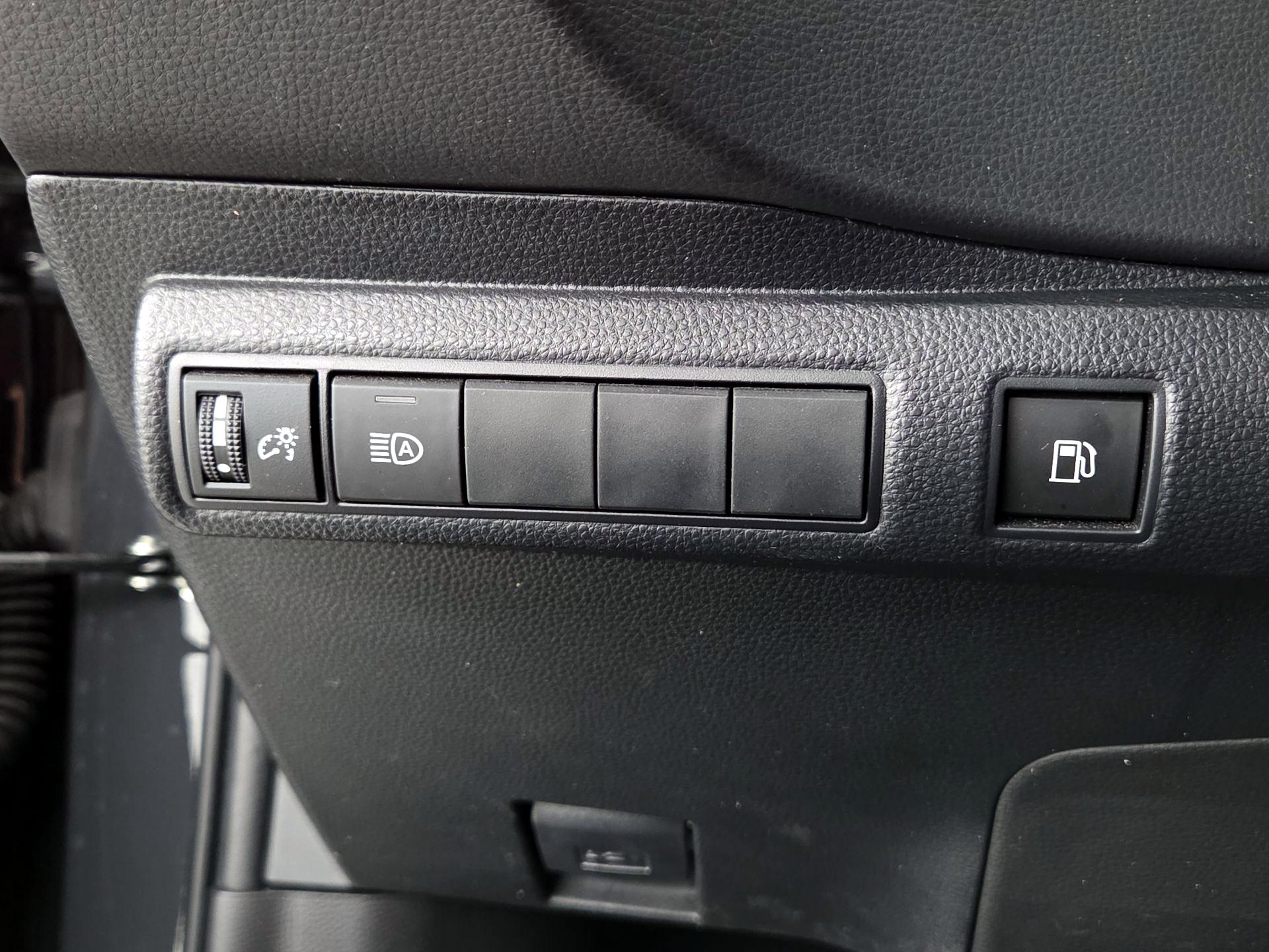 Thumbnail: 2024 Toyota Corolla - 13