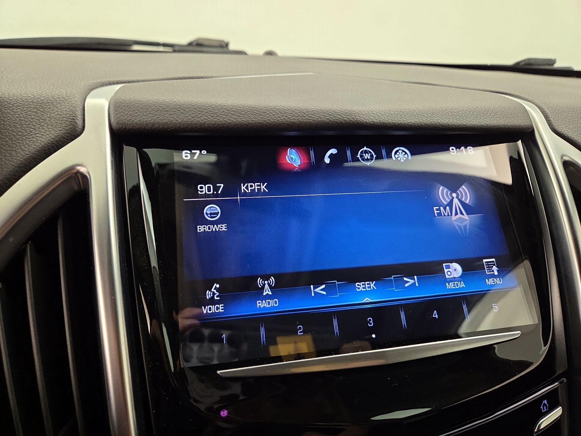 Thumbnail: 2016 Cadillac SRX - 16