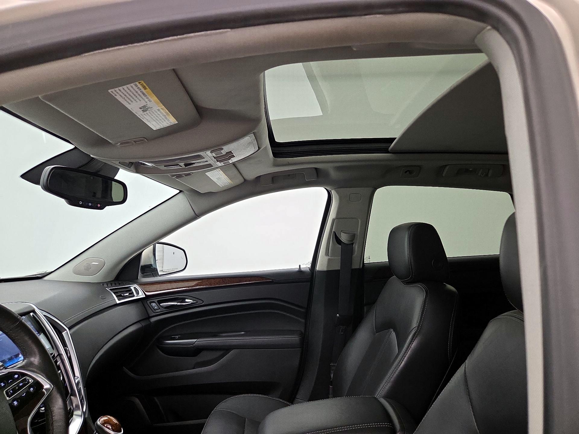Thumbnail: 2016 Cadillac SRX - 20