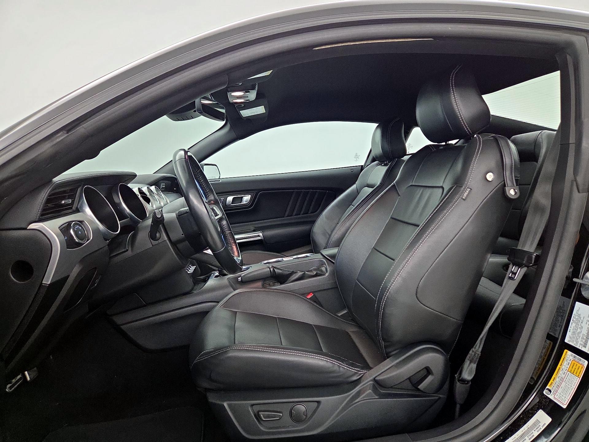 Thumbnail: 2022 Ford Mustang - 11