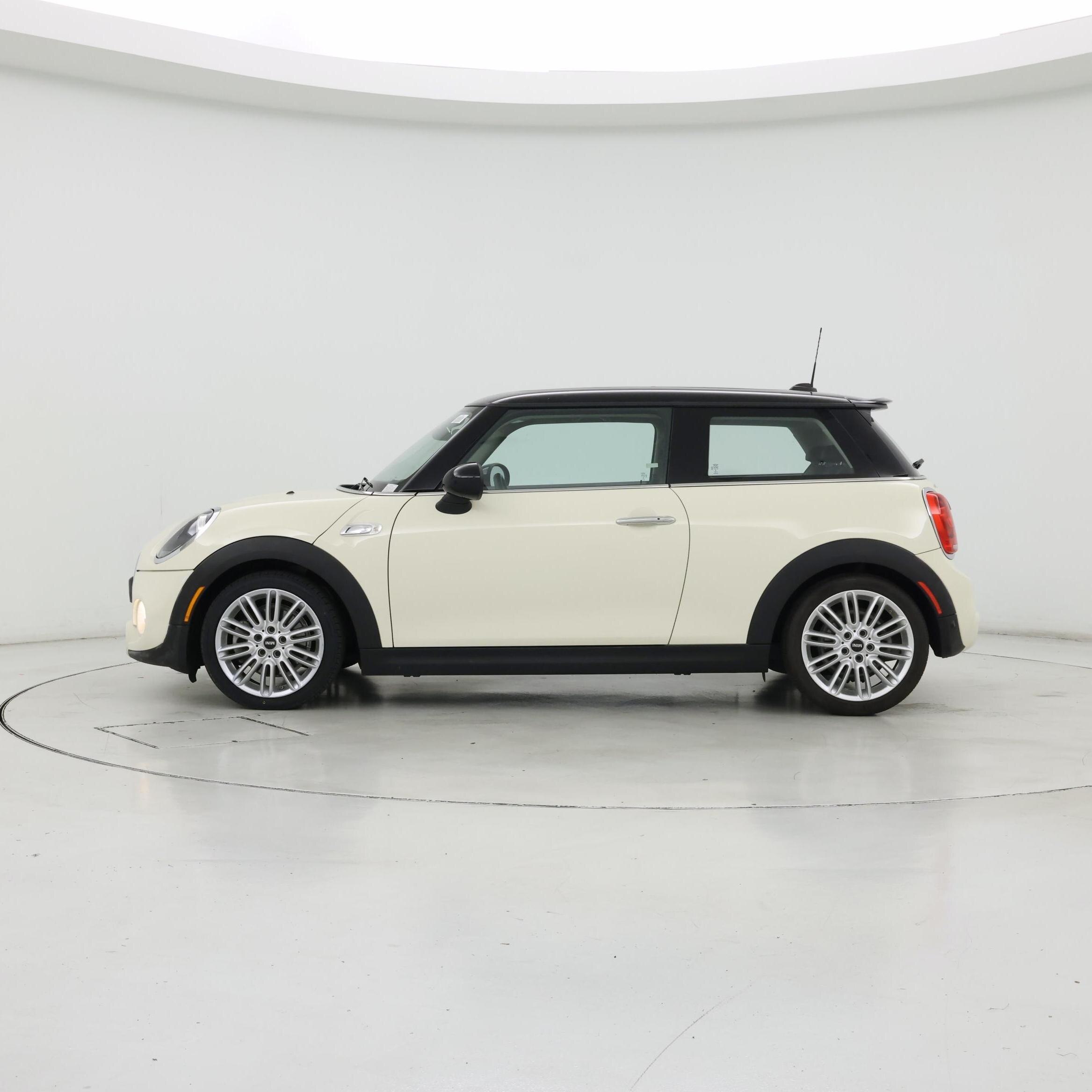 Thumbnail: 2019 MINI Cooper Hardtop - 3