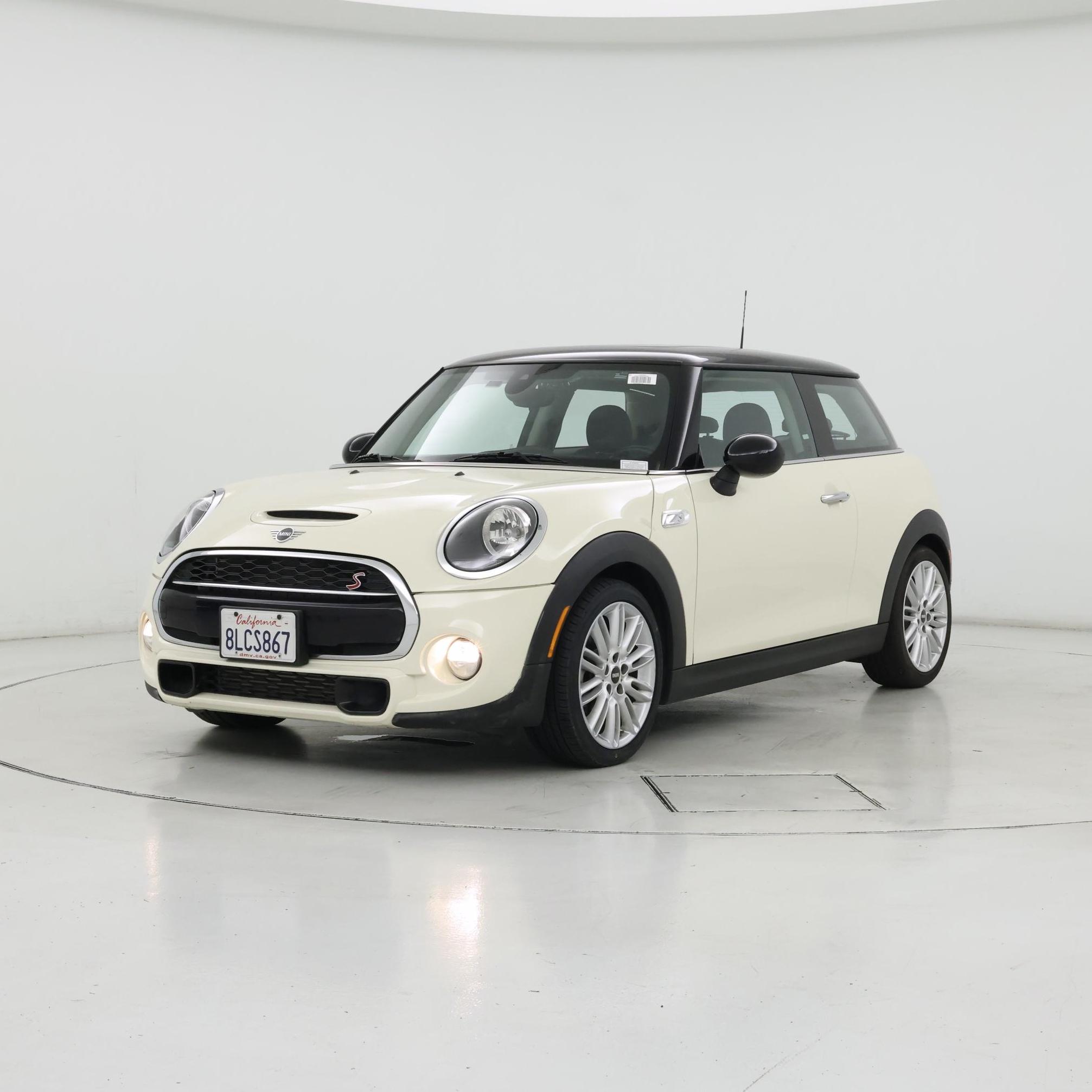 Thumbnail: 2019 MINI Cooper Hardtop - 4