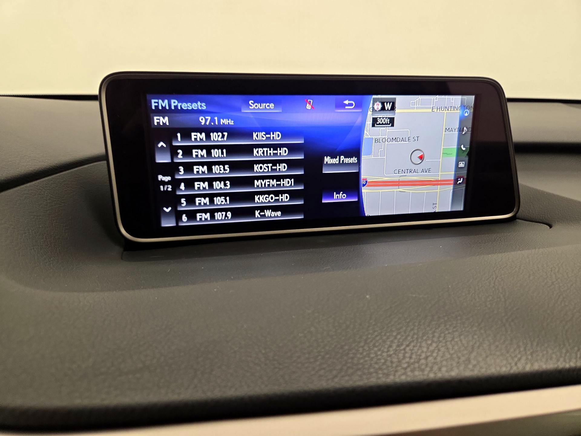 Thumbnail: 2017 Lexus RX - 16