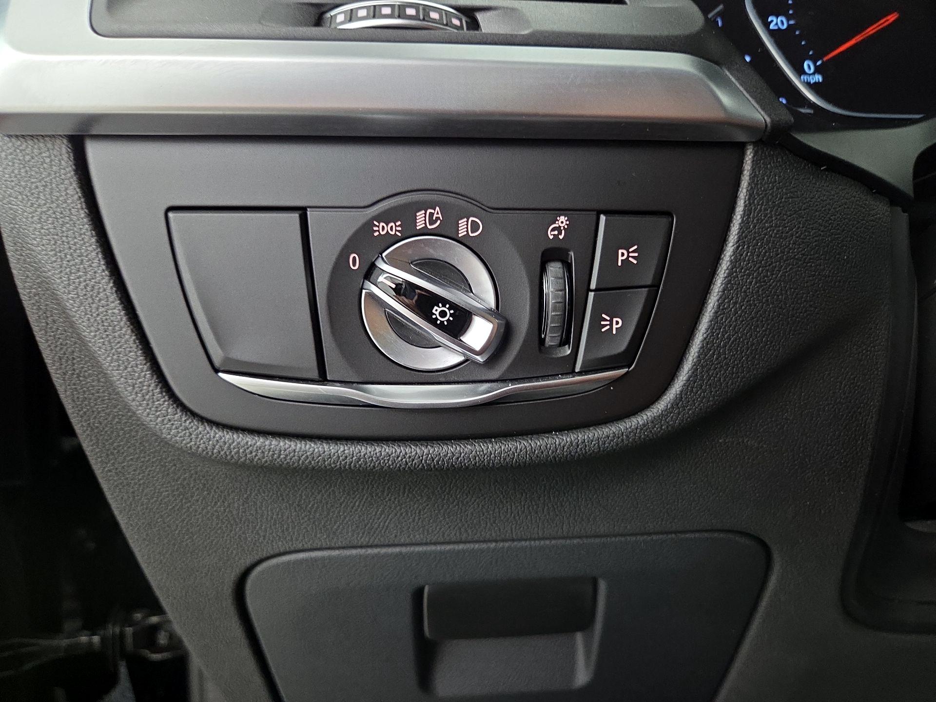 Thumbnail: 2022 BMW X3 - 13