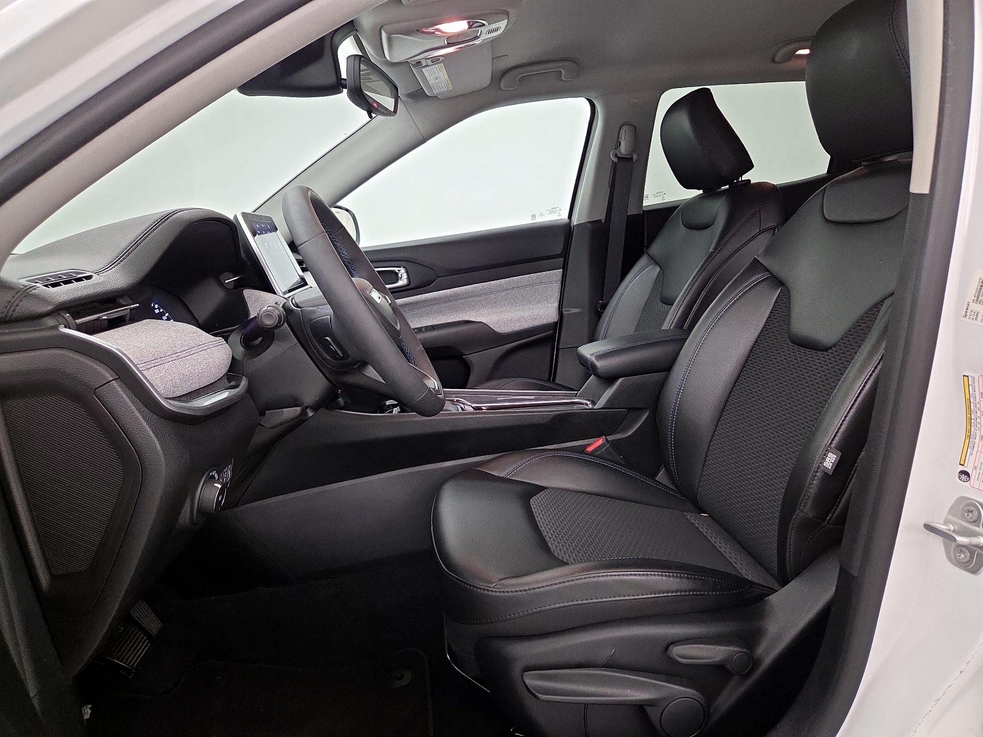 Thumbnail: 2022 Jeep Compass - 11