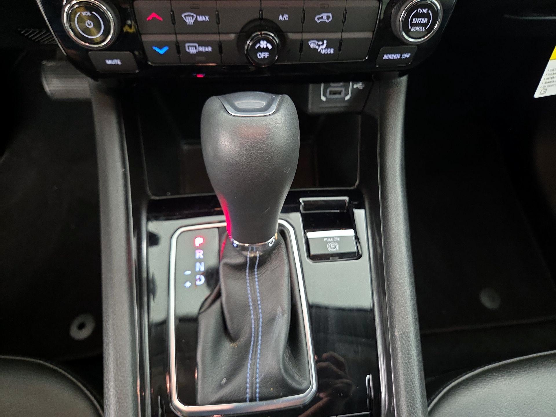 Thumbnail: 2022 Jeep Compass - 17