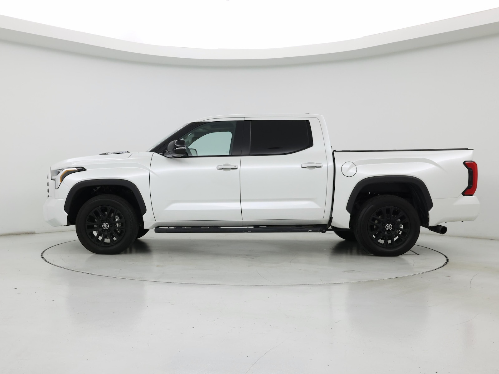 2024 Toyota Tundra Limited - Photo 4