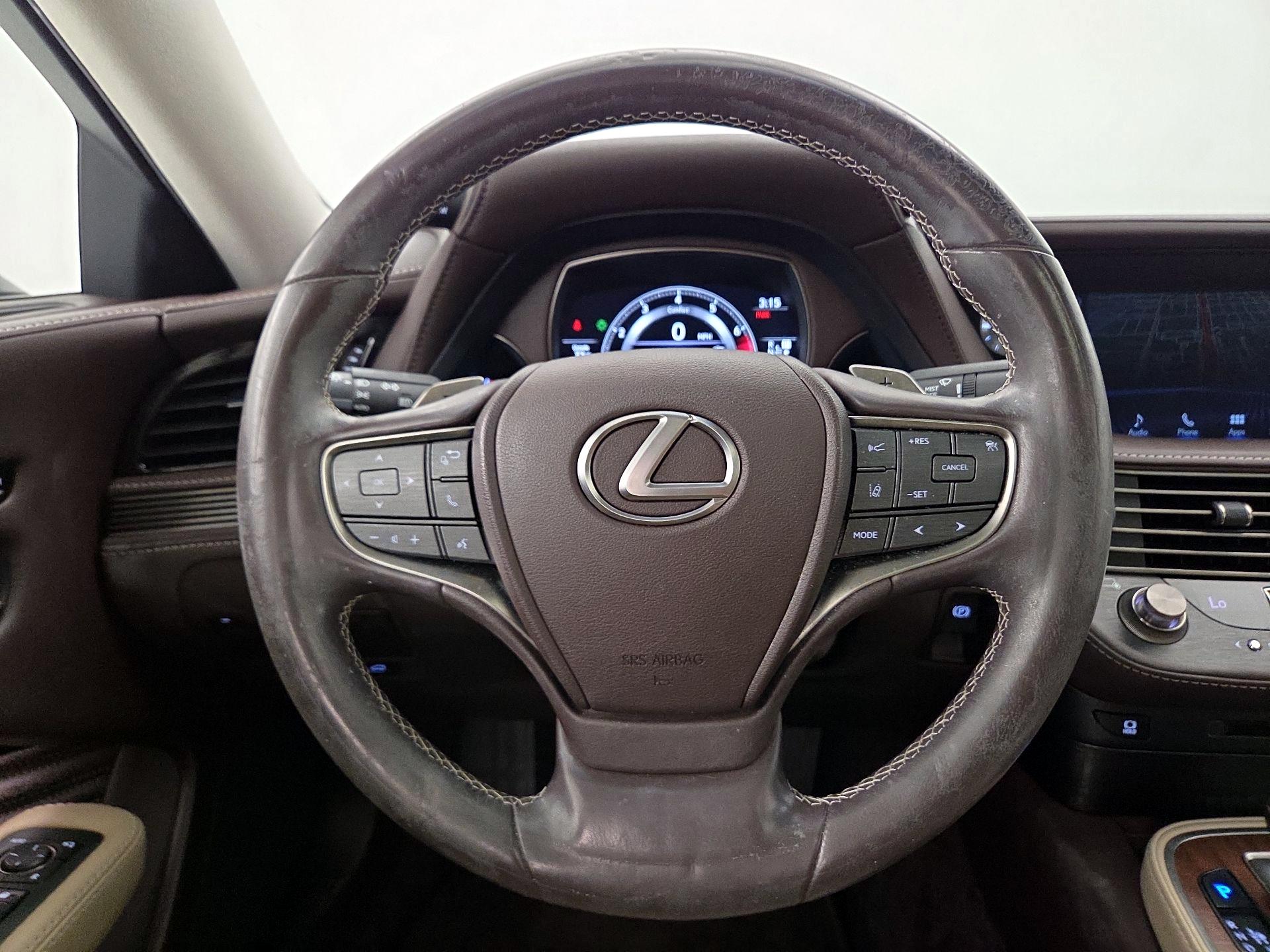 Thumbnail: 2019 Lexus LS - 10