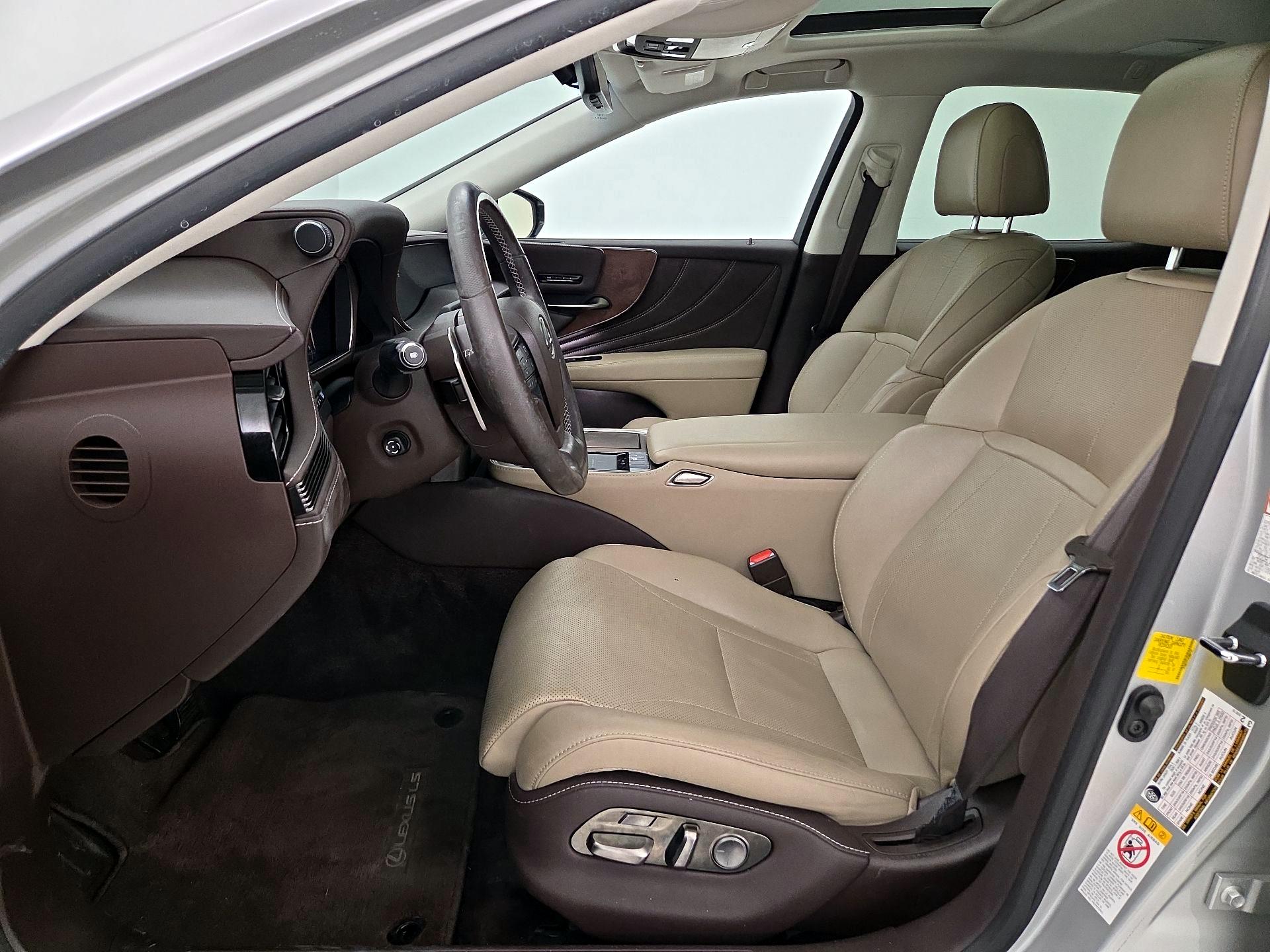 Thumbnail: 2019 Lexus LS - 11