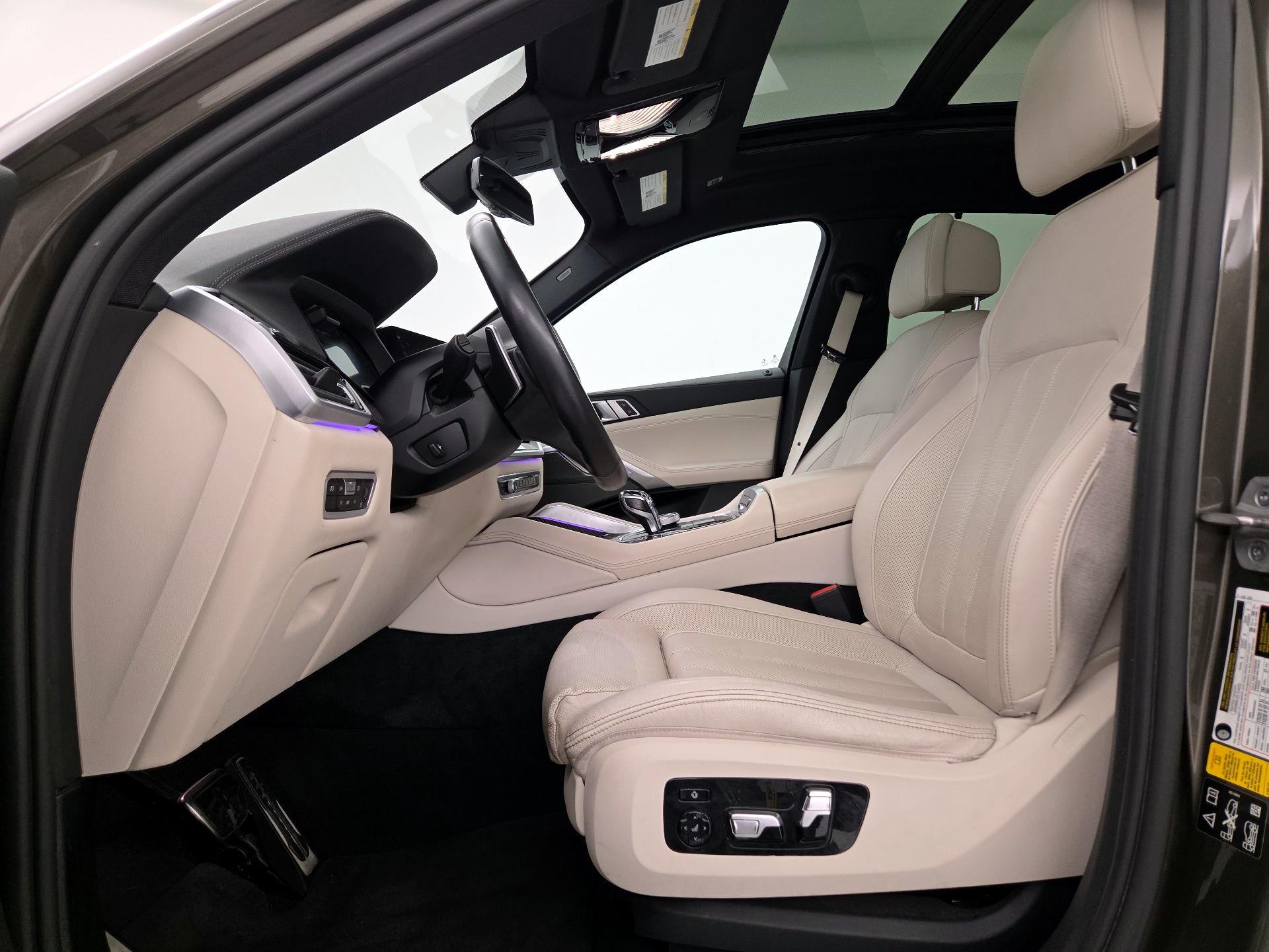 Thumbnail: 2021 BMW X6 - 11