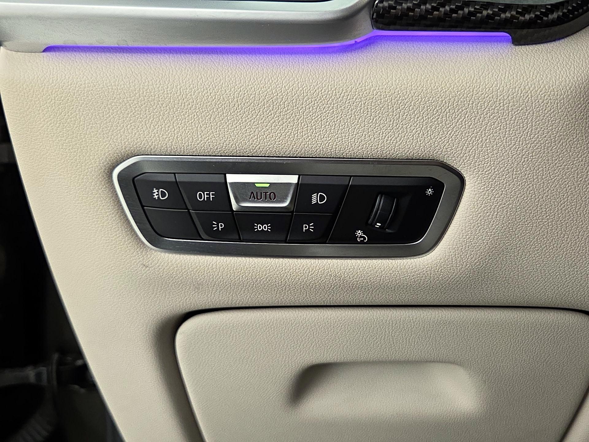 Thumbnail: 2021 BMW X6 - 13