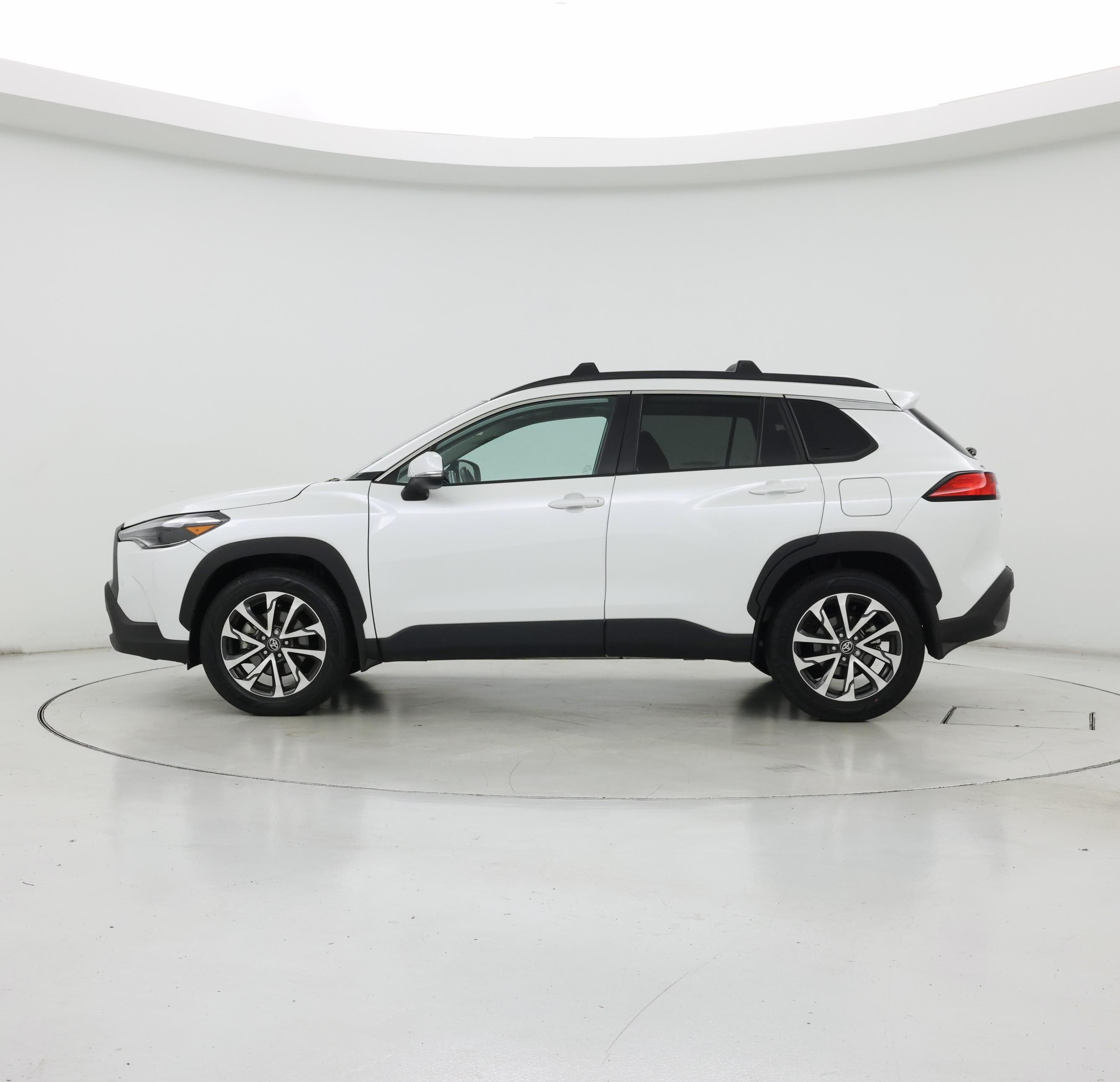 Thumbnail: 2023 Toyota Corolla Cross - 3