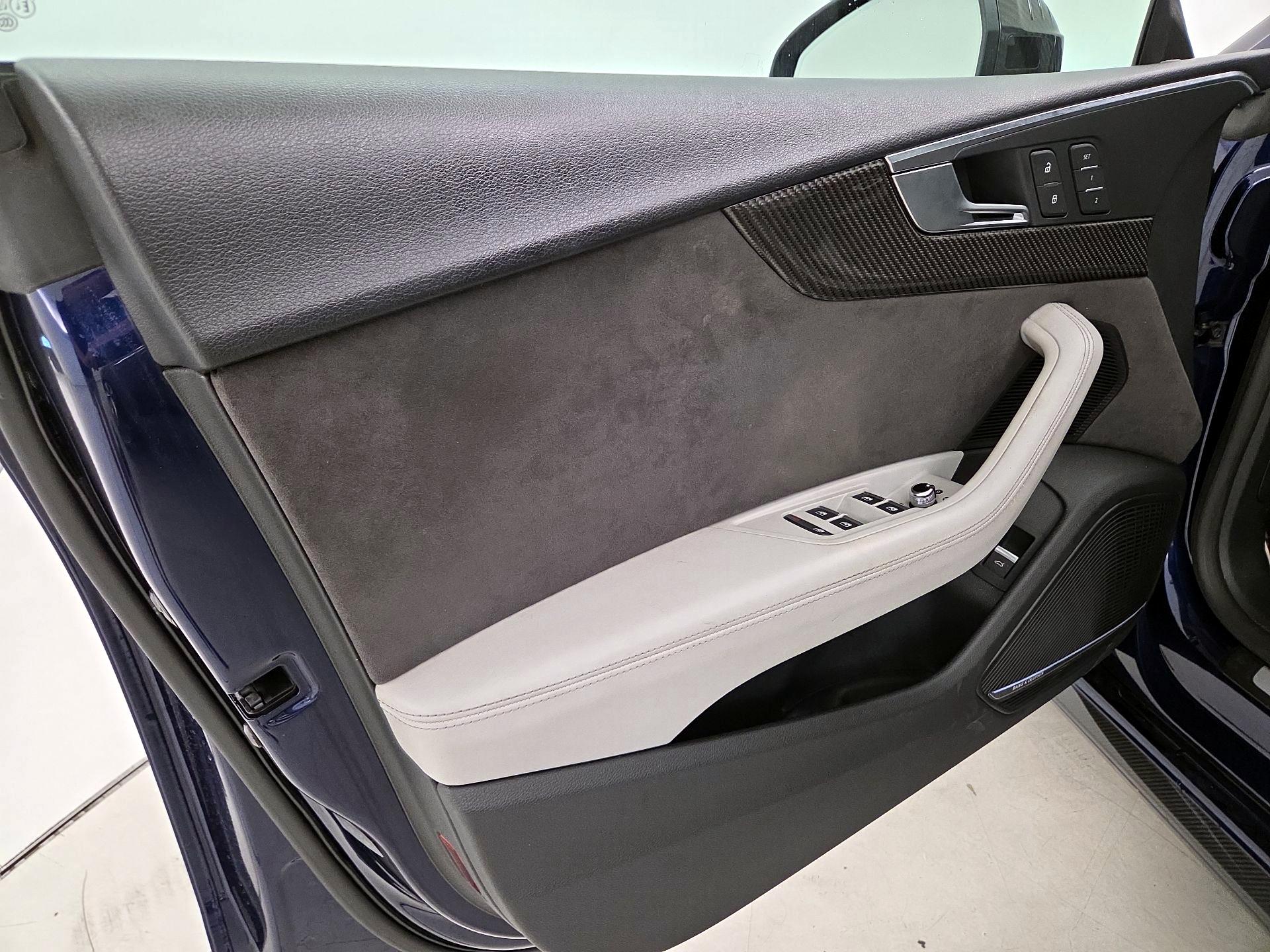 Thumbnail: 2019 Audi RS 5 - 12