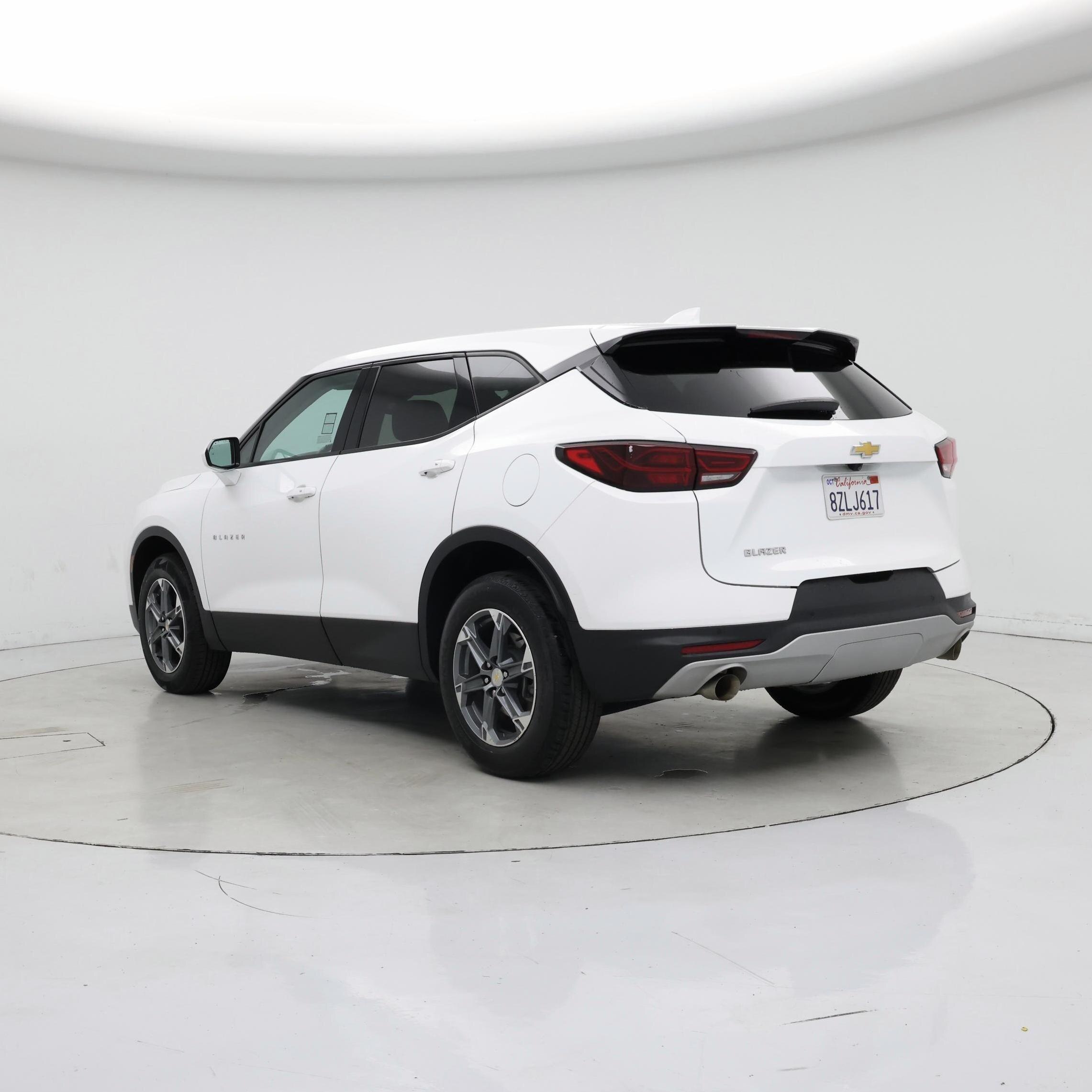 Thumbnail: 2023 Chevrolet Blazer - 2