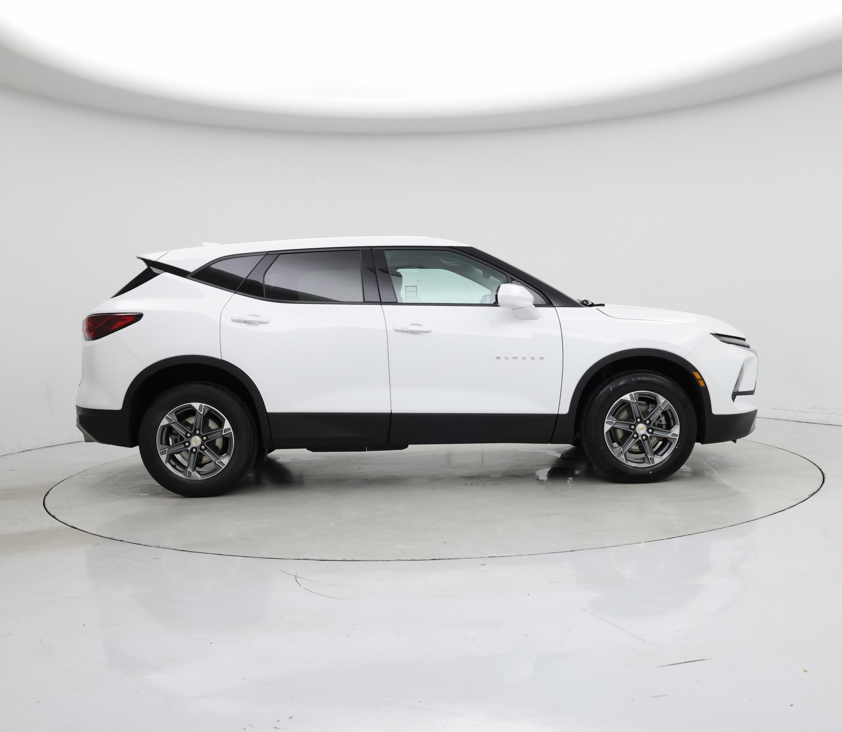 Thumbnail: 2023 Chevrolet Blazer - 7