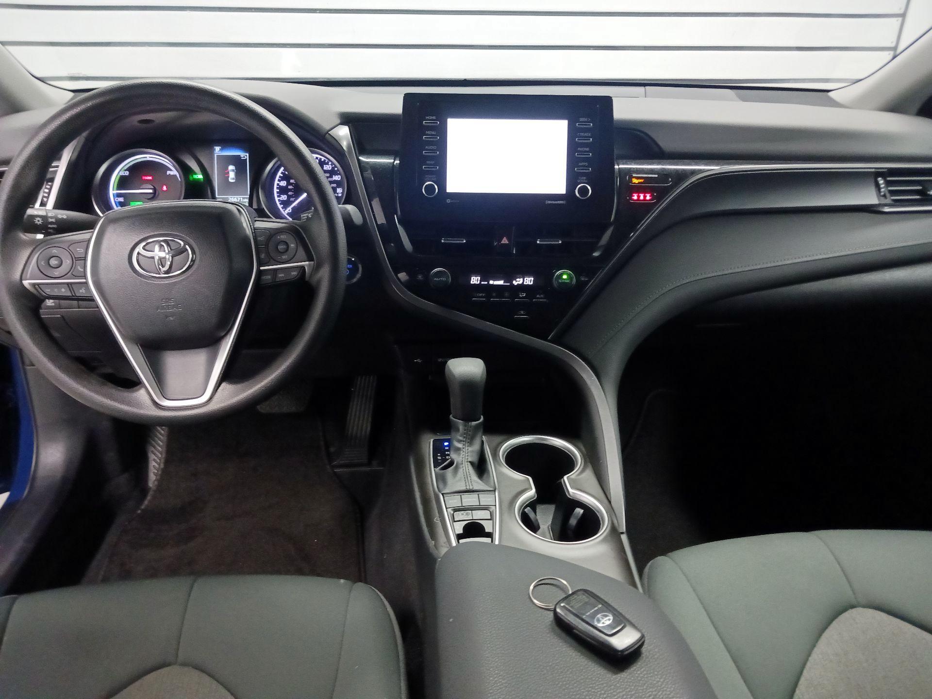 Thumbnail: 2023 Toyota Camry - 9