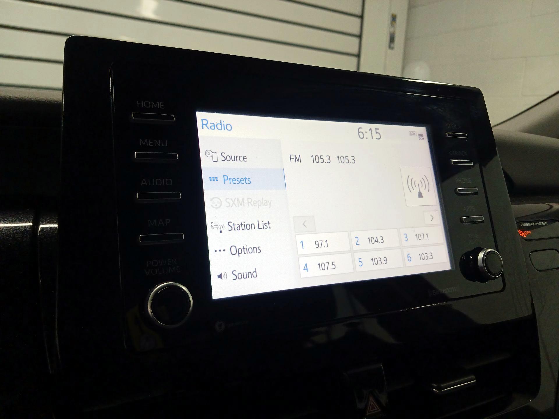 Thumbnail: 2023 Toyota Camry - 15