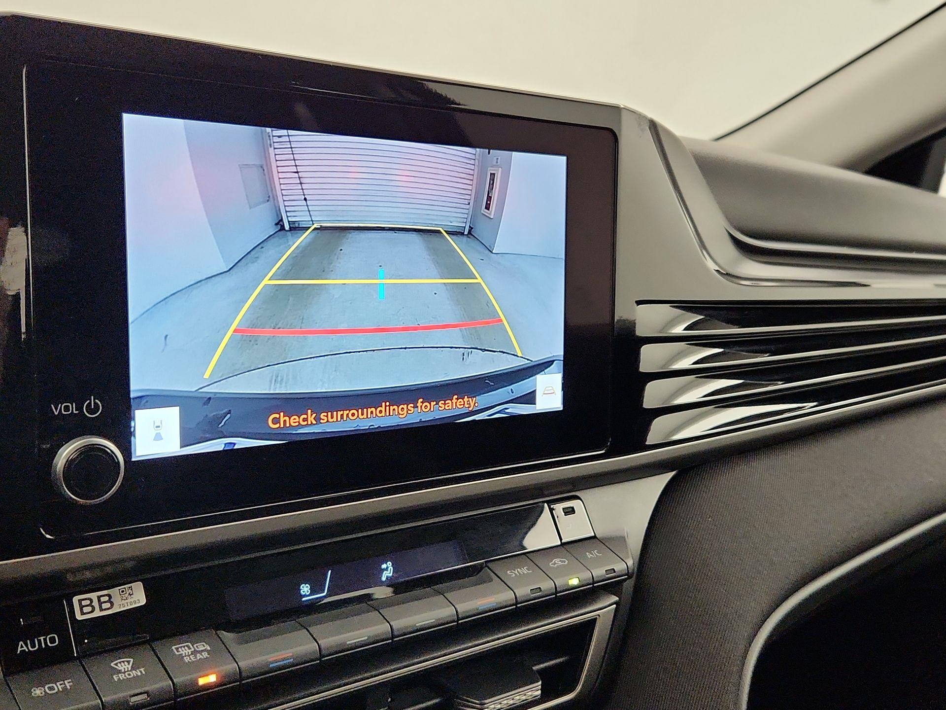 Thumbnail: 2025 Toyota Camry - 14