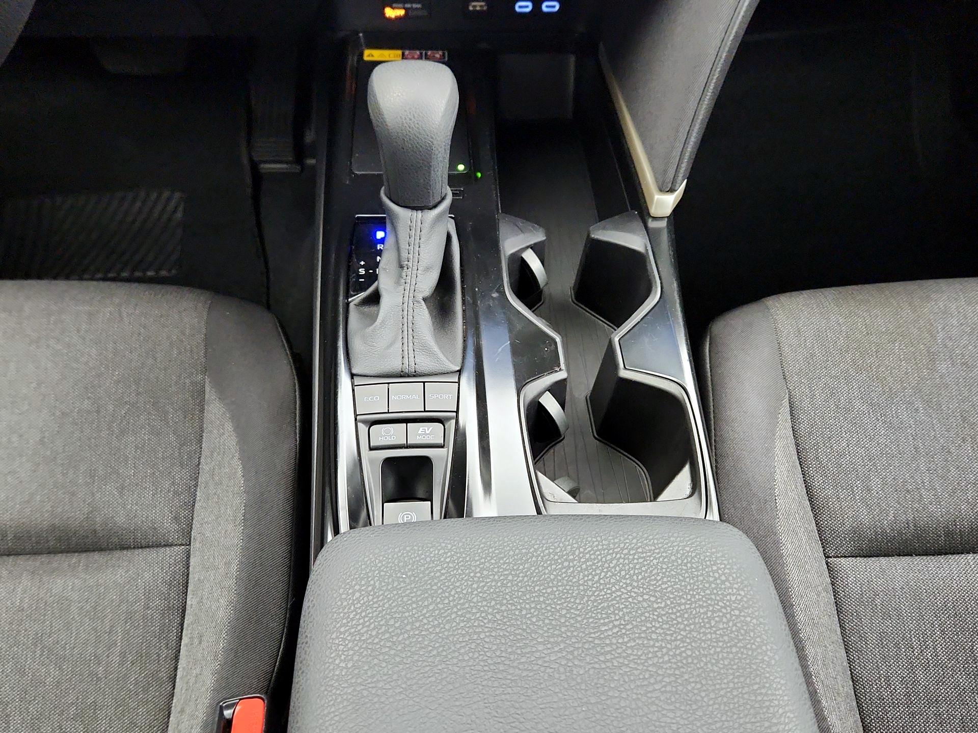 Thumbnail: 2025 Toyota Camry - 17