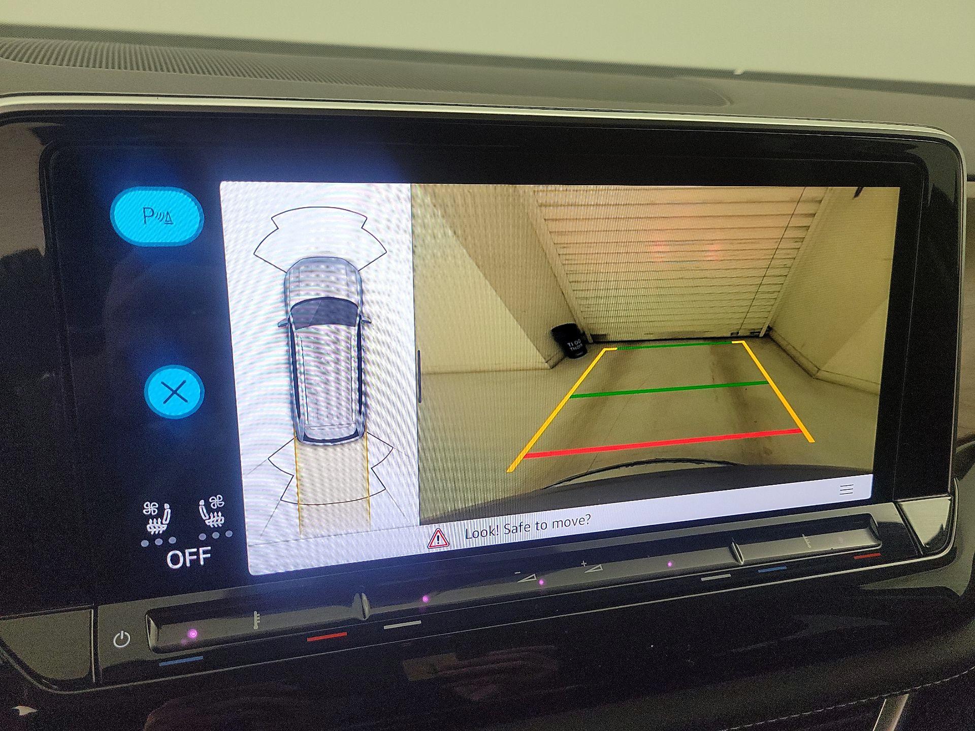 Thumbnail: 2024 Volkswagen Atlas - 14