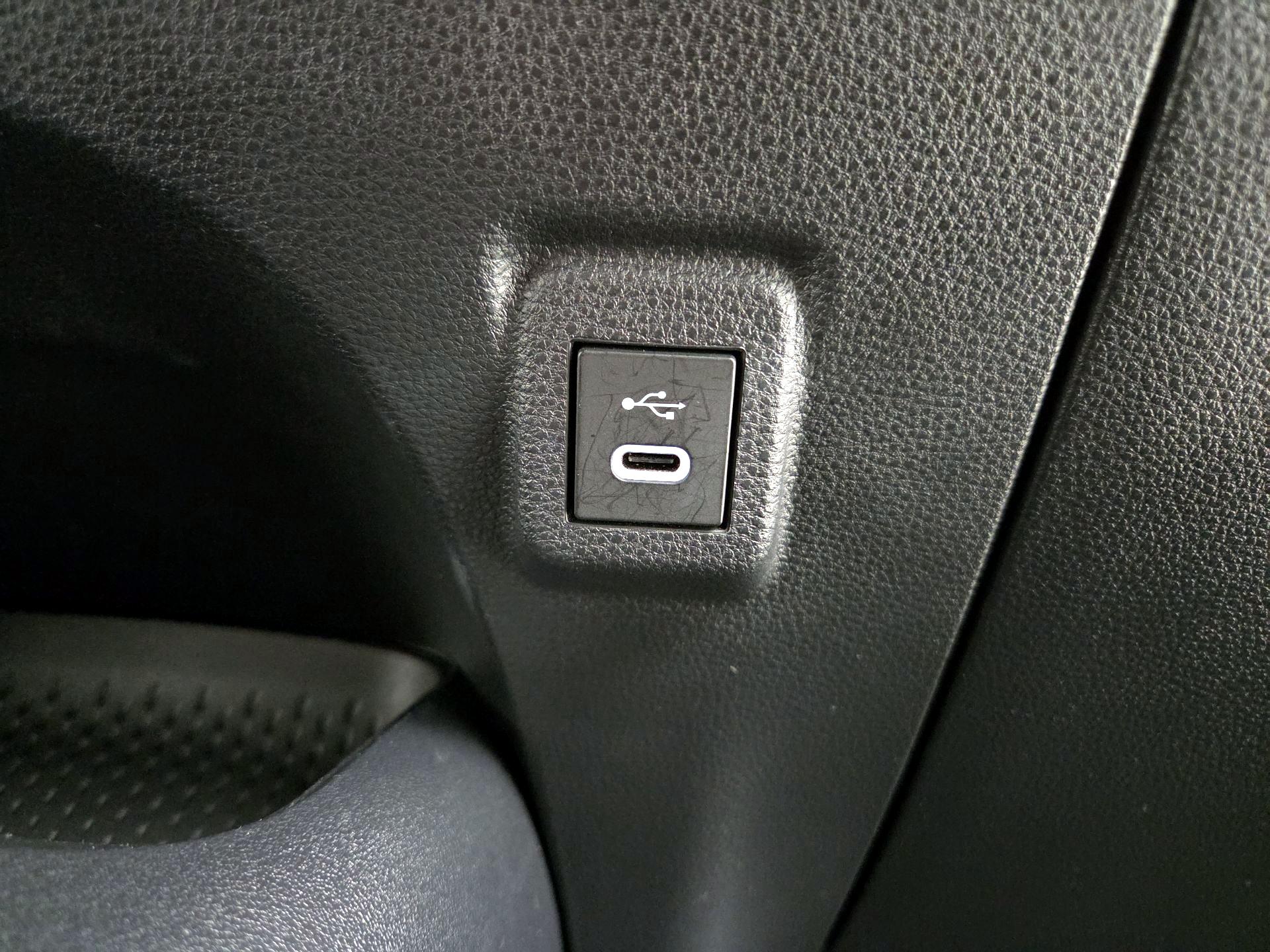 Thumbnail: 2024 Toyota Corolla - 18