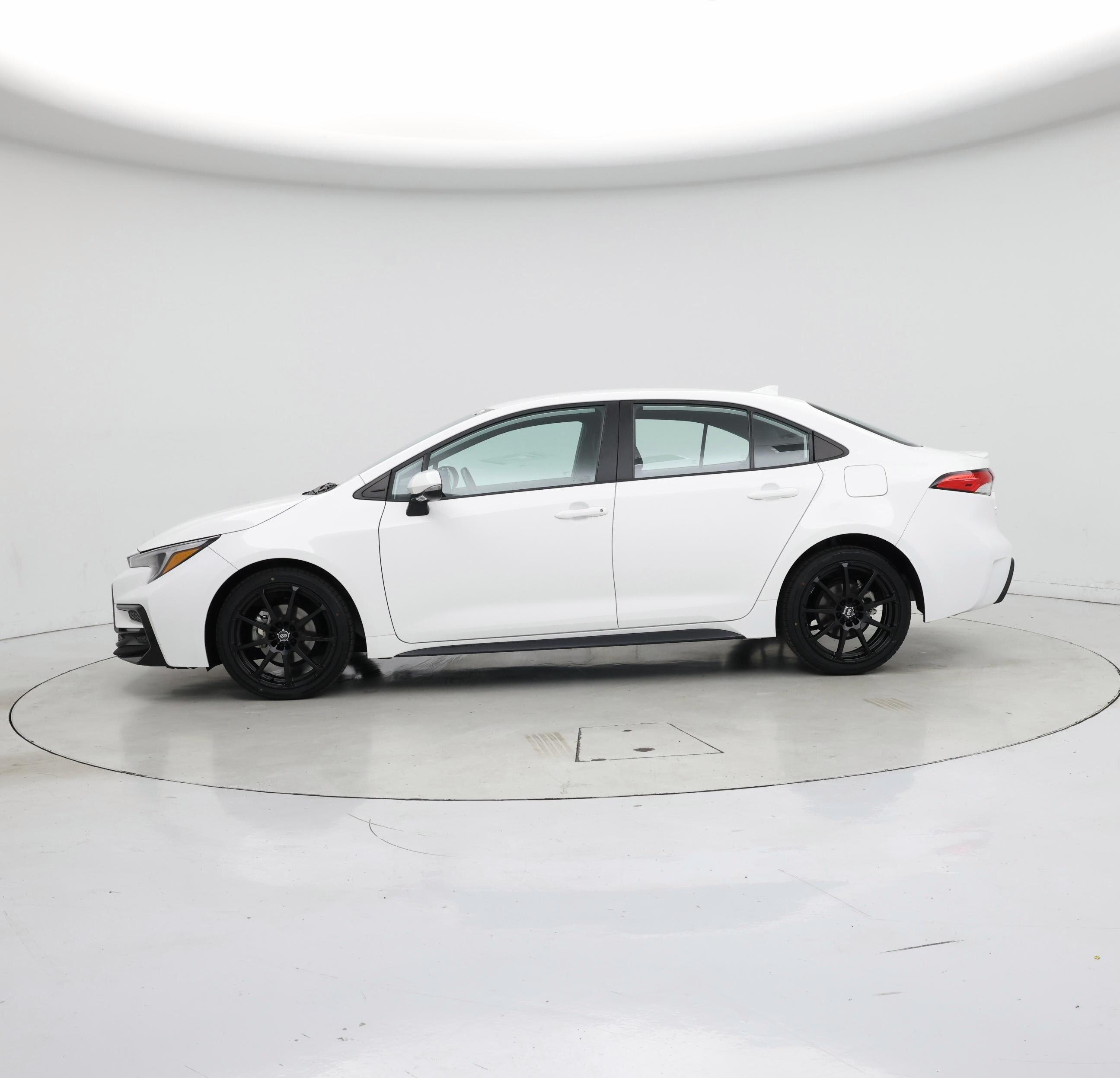 Thumbnail: 2024 Toyota Corolla - 3