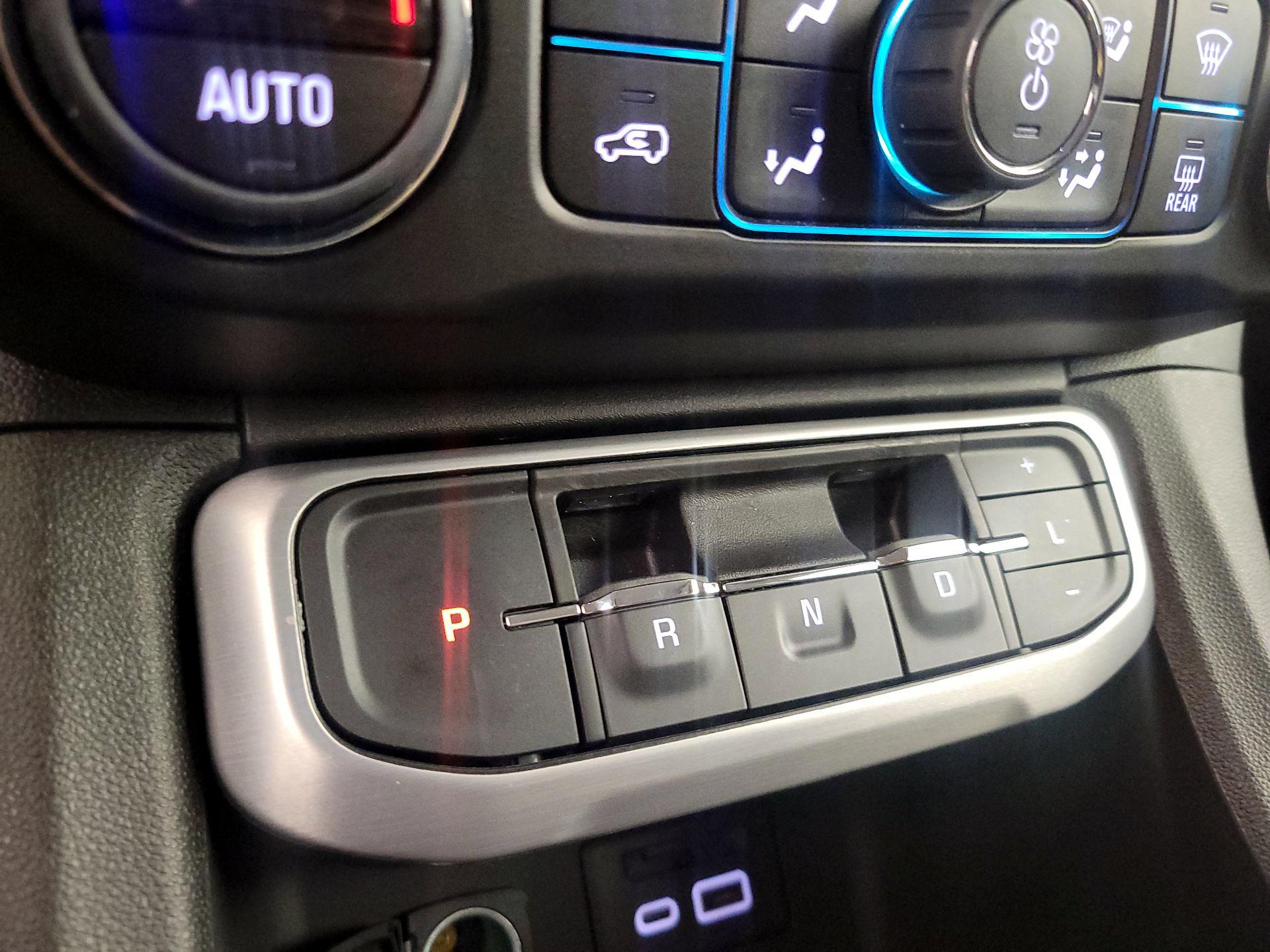 Thumbnail: 2023 GMC Acadia - 18