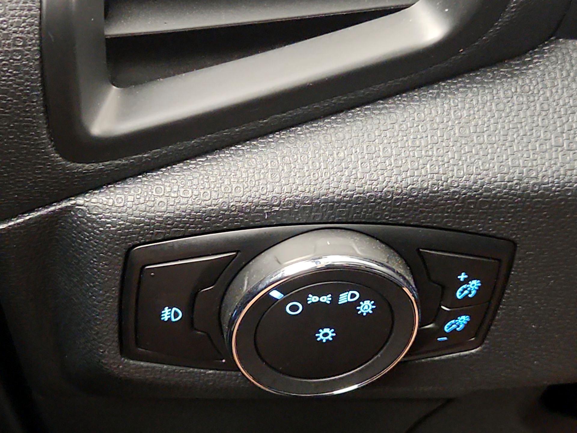 Thumbnail: 2021 Ford EcoSport - 13