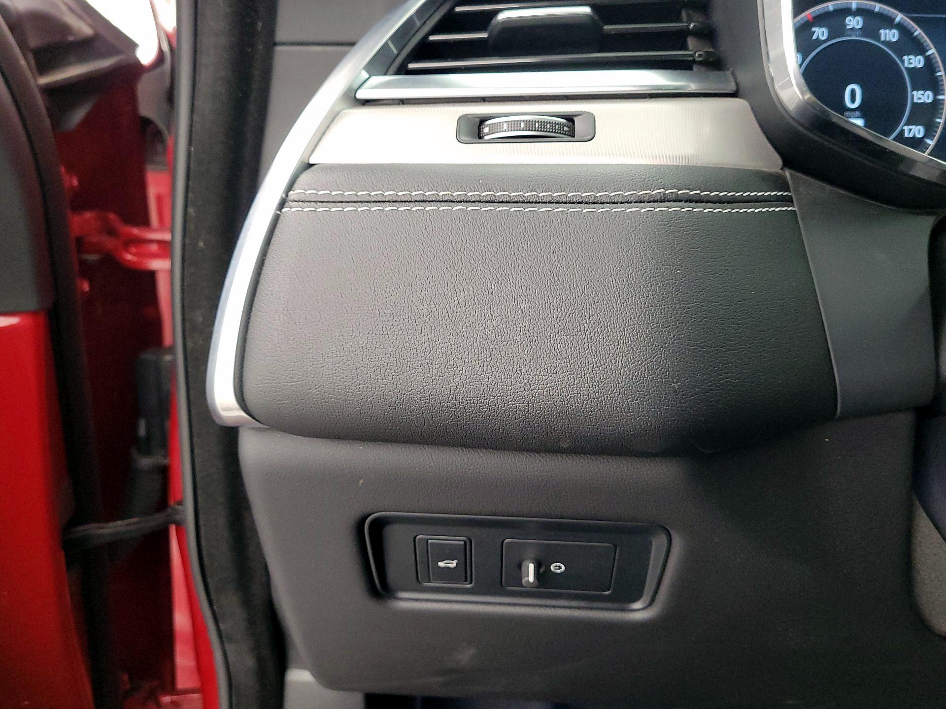 Thumbnail: 2024 Jaguar F-Pace - 13