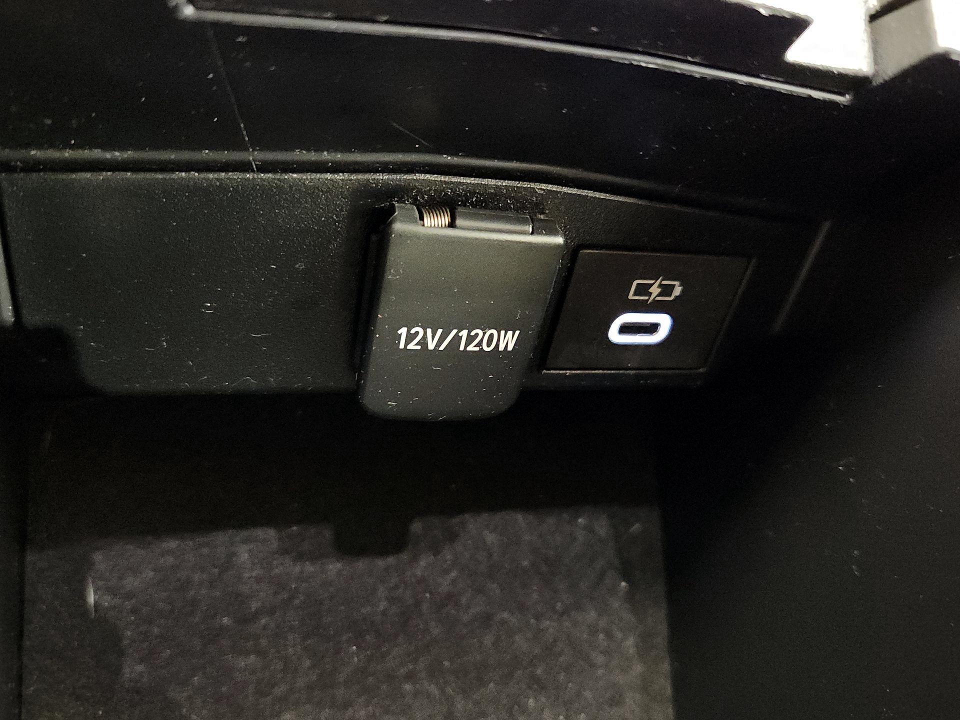 Thumbnail: 2024 Toyota Corolla - 18