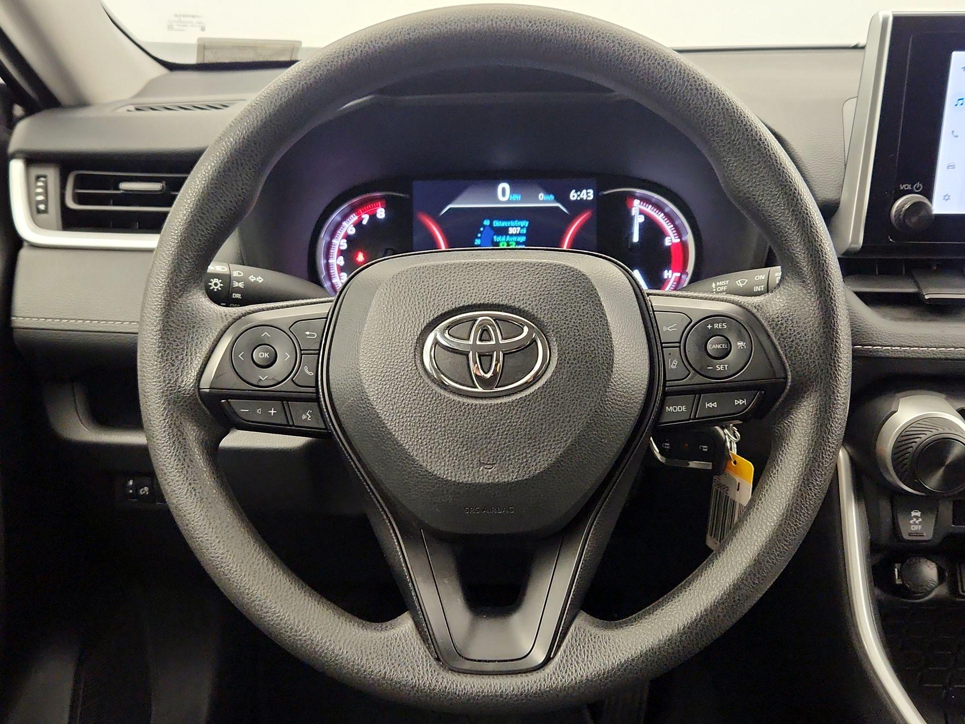 Thumbnail: 2024 Toyota RAV4 - 10