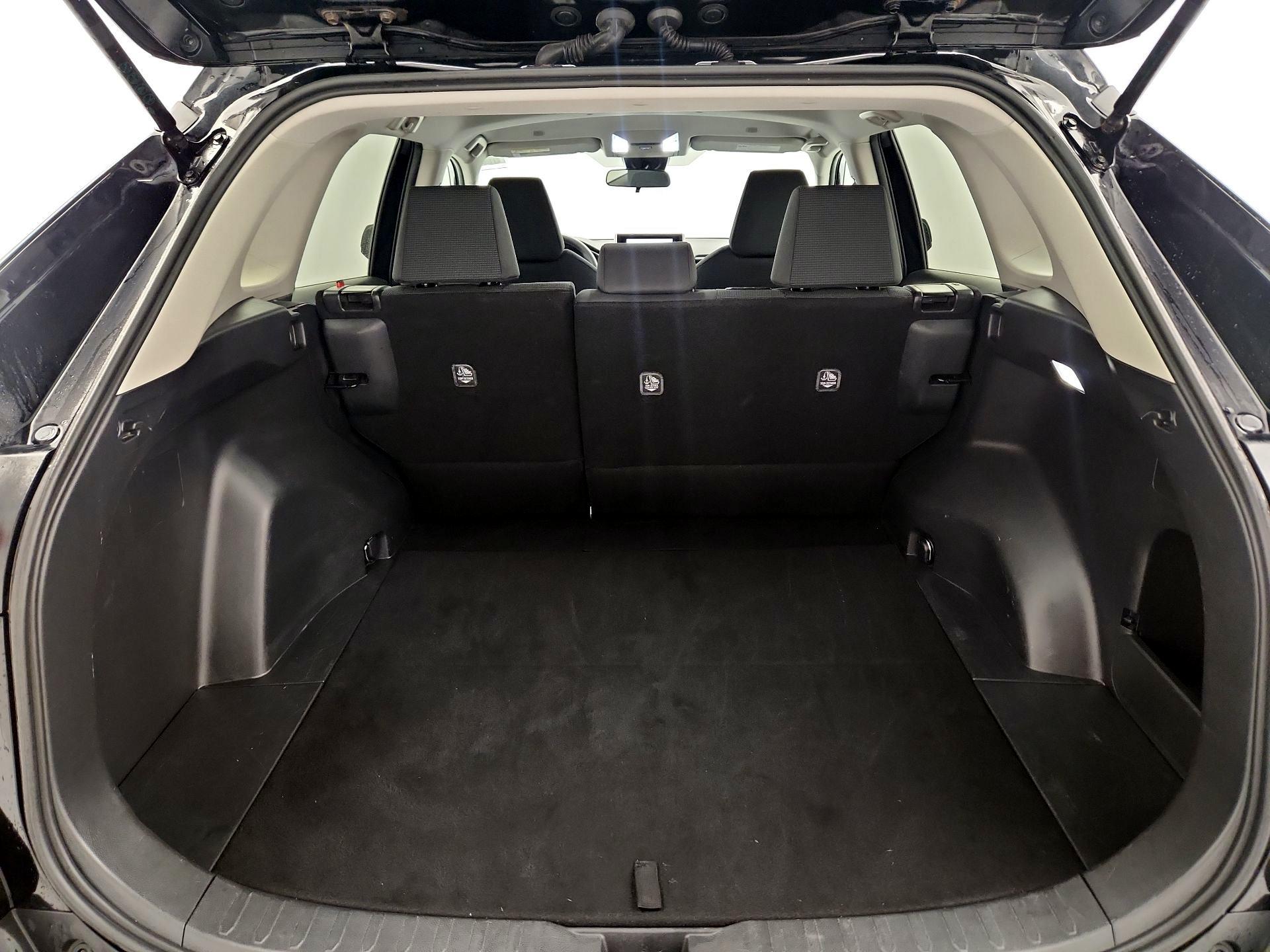 Thumbnail: 2024 Toyota RAV4 - 20