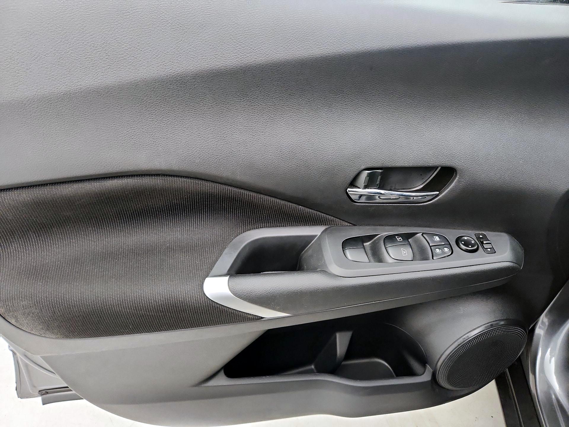 Thumbnail: 2024 Nissan Kicks - 12