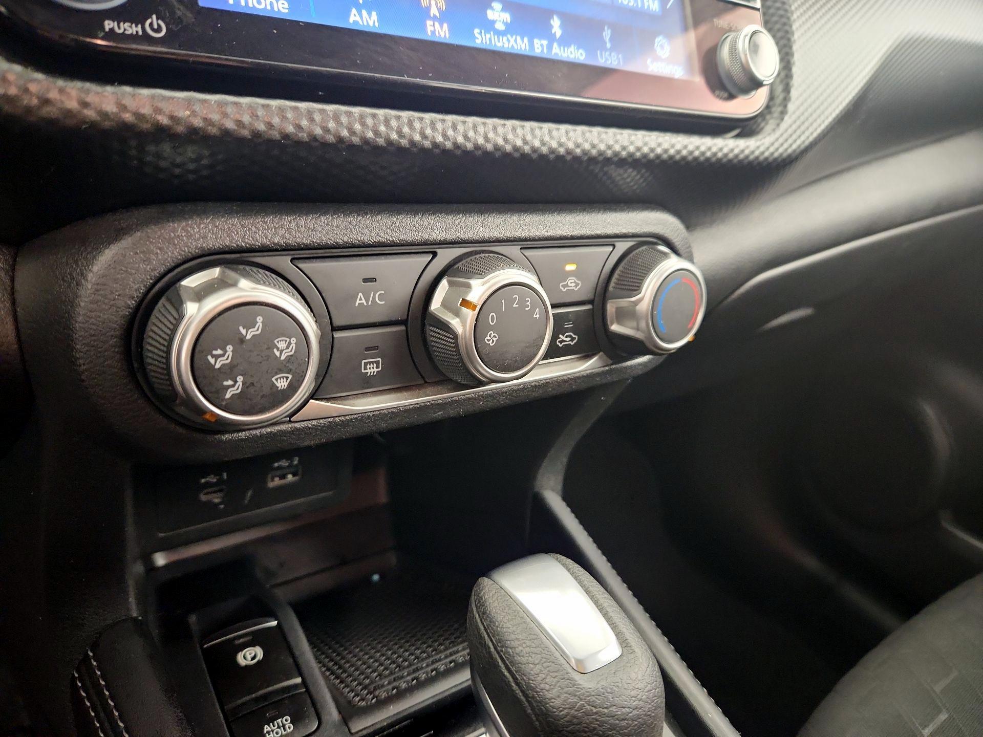 Thumbnail: 2024 Nissan Kicks - 15