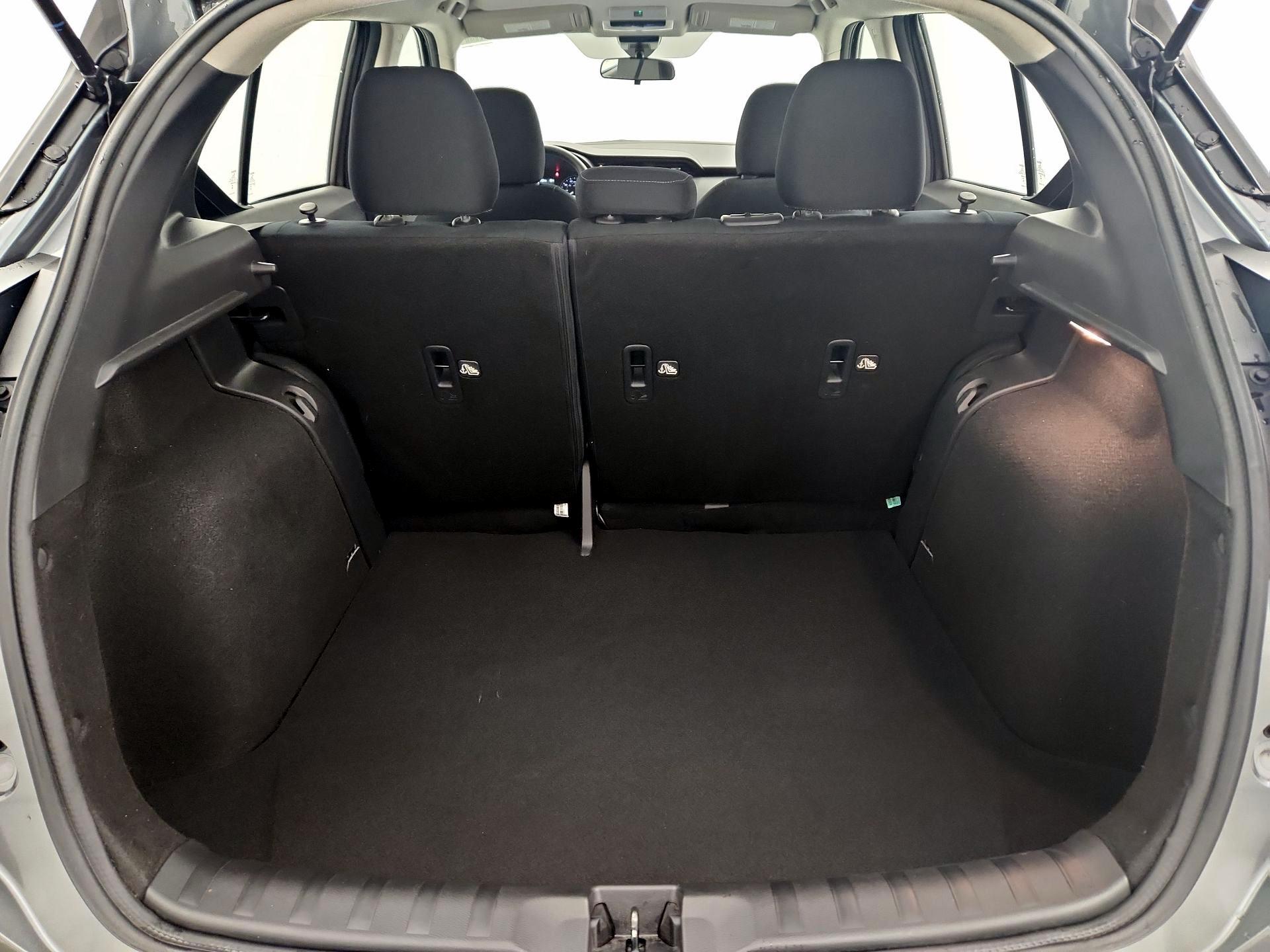 Thumbnail: 2024 Nissan Kicks - 19