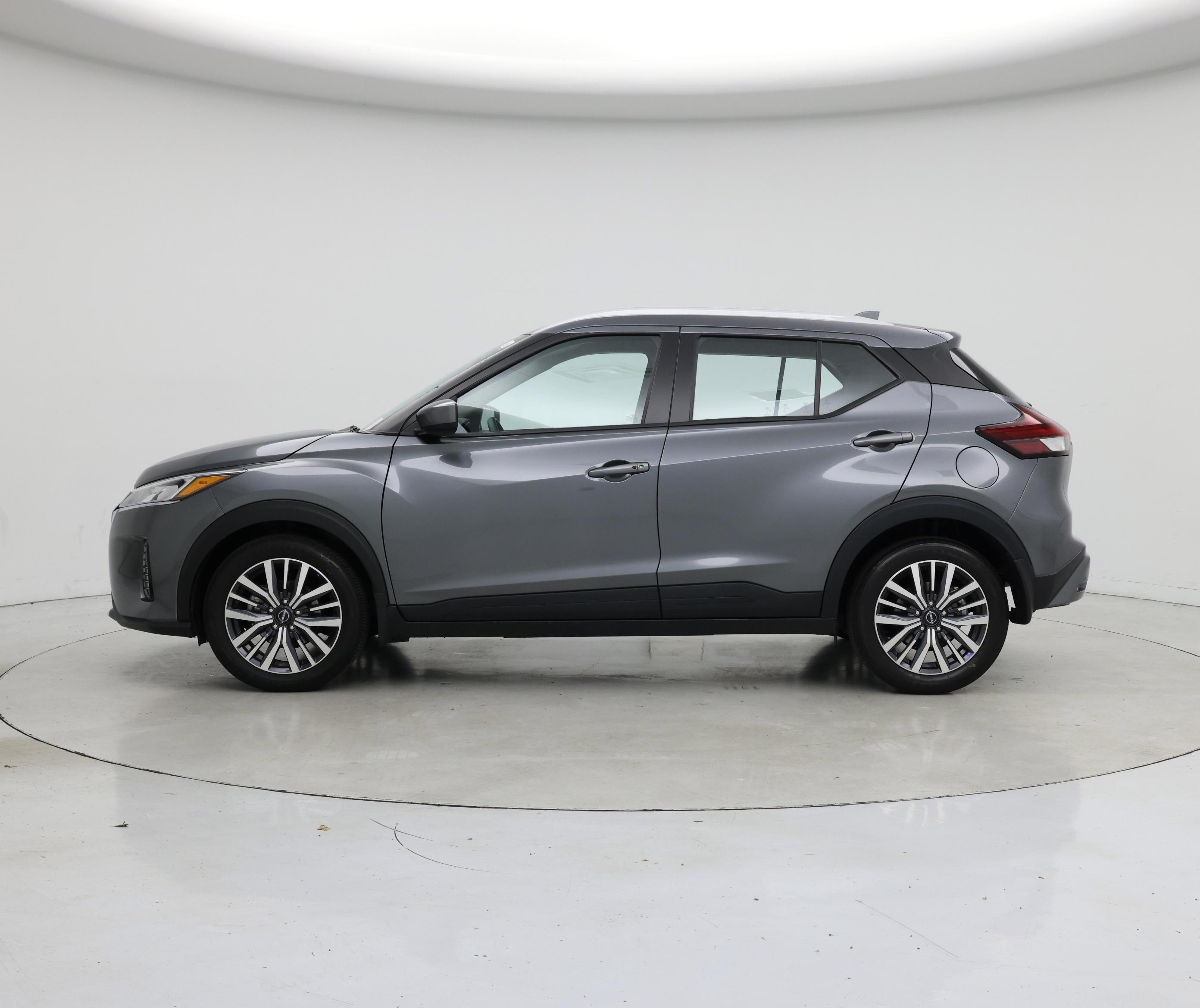 Thumbnail: 2024 Nissan Kicks - 3