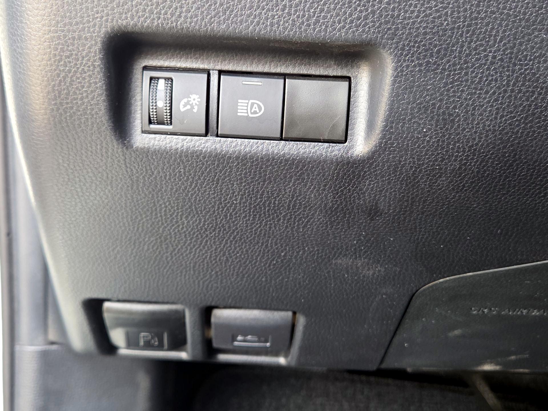 Thumbnail: 2024 Toyota RAV4 - 11