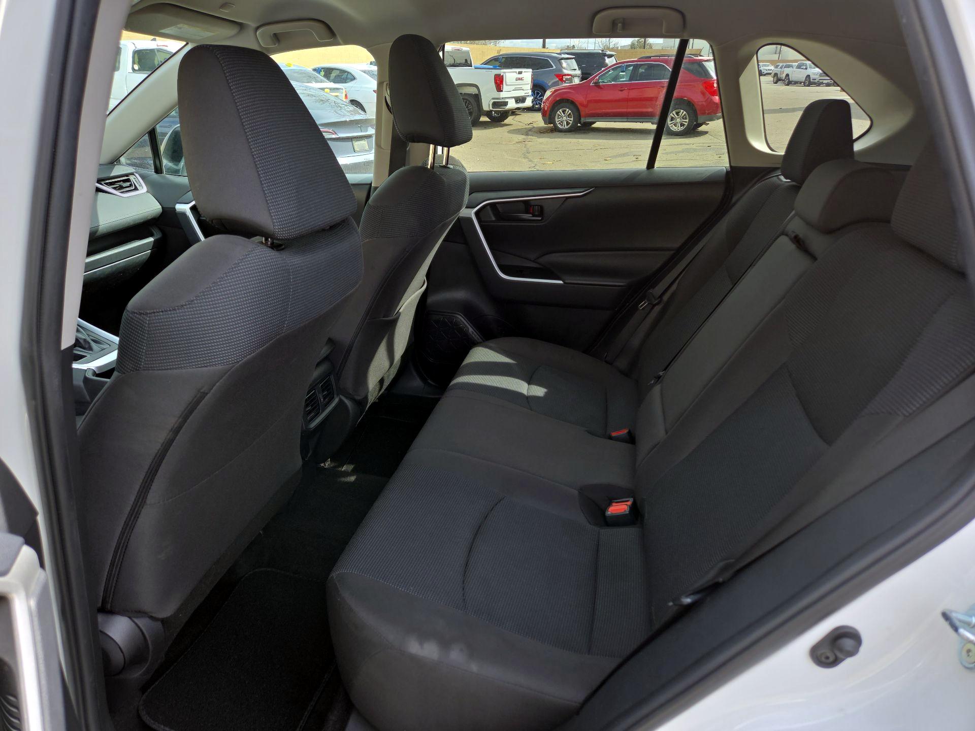 Thumbnail: 2024 Toyota RAV4 - 17