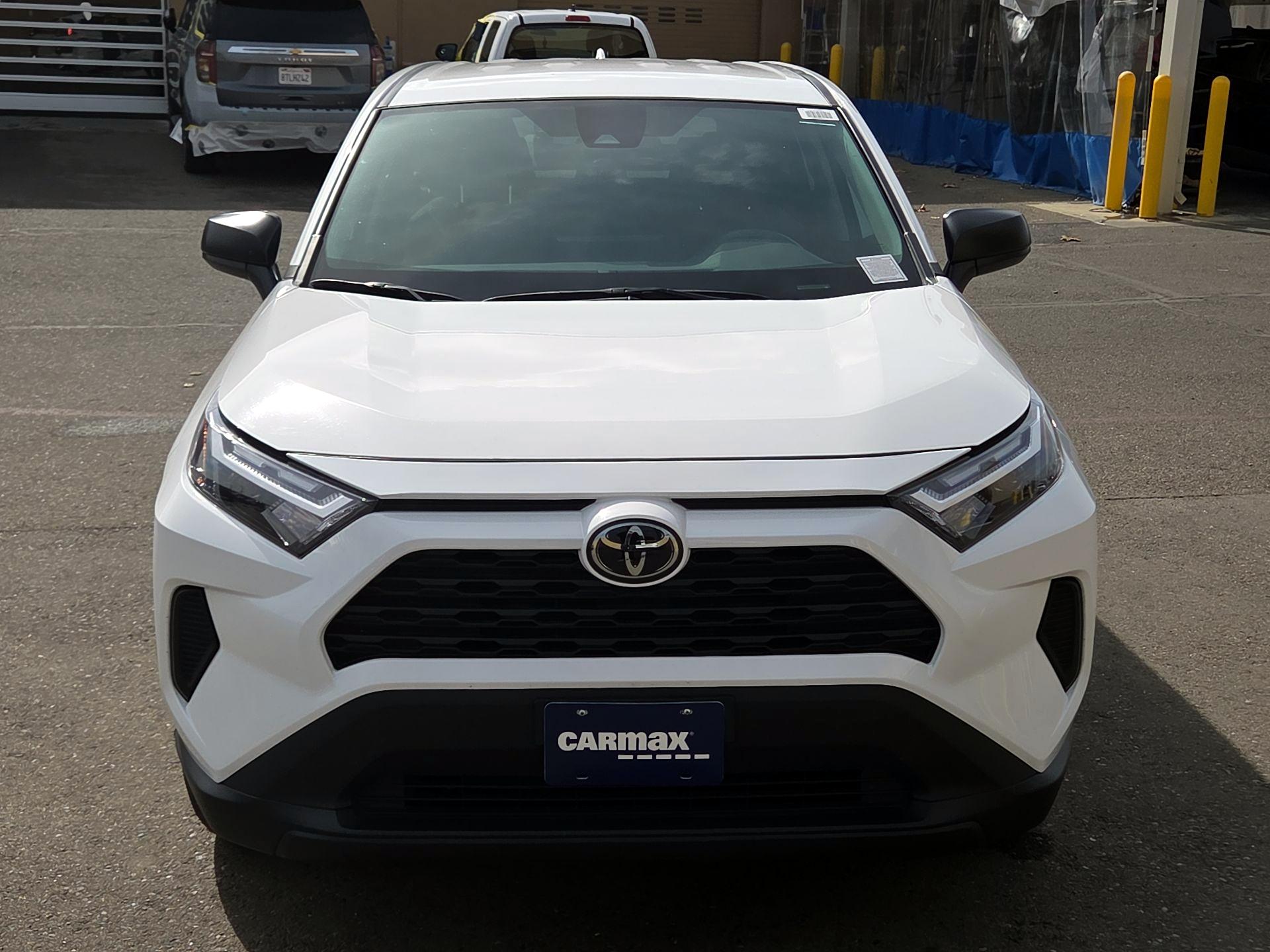 Thumbnail: 2024 Toyota RAV4 - 2