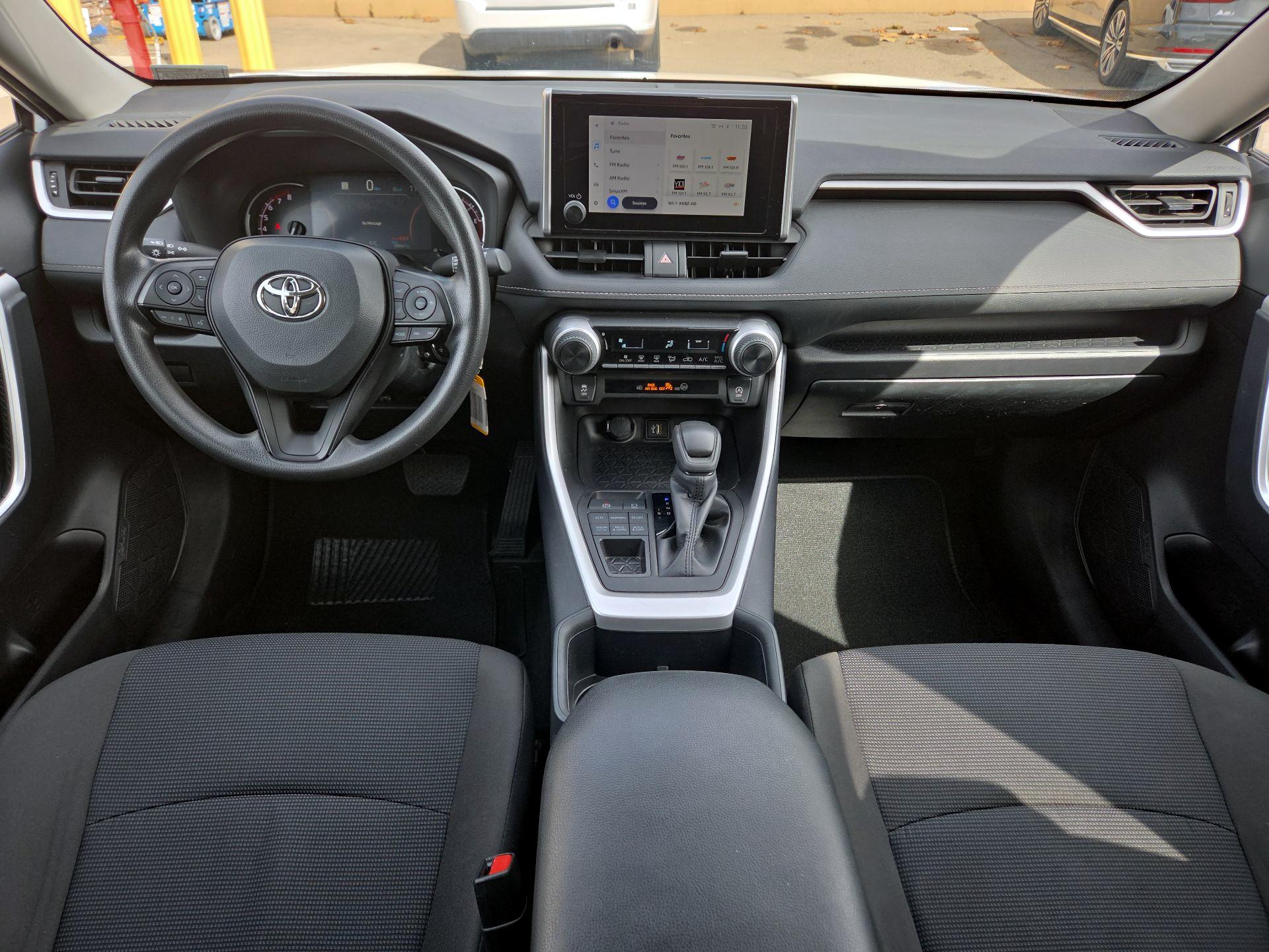 Thumbnail: 2024 Toyota RAV4 - 8