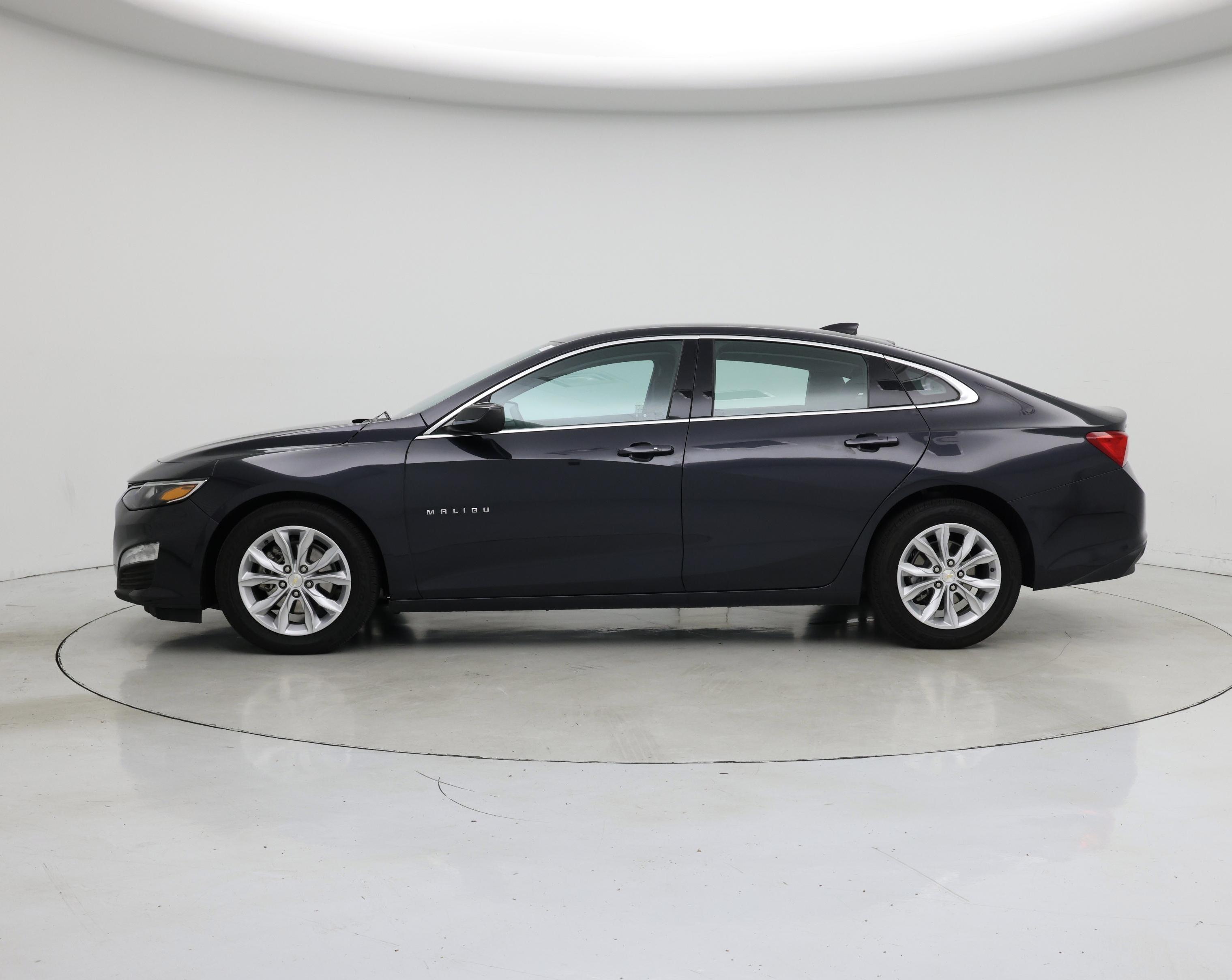 Thumbnail: 2023 Chevrolet Malibu - 3