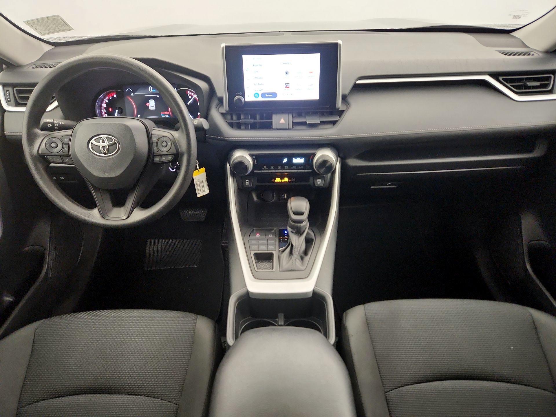 Thumbnail: 2024 Toyota RAV4 - 9