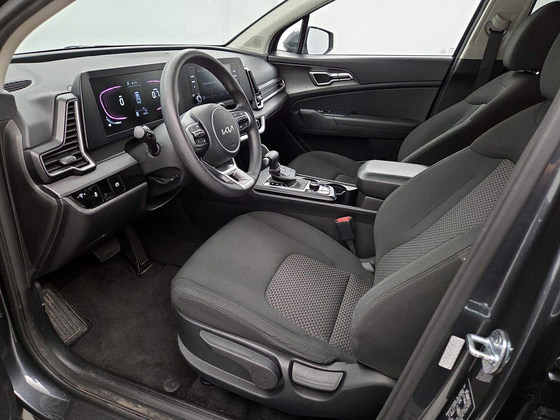 Thumbnail: 2024 Kia Sportage - 11