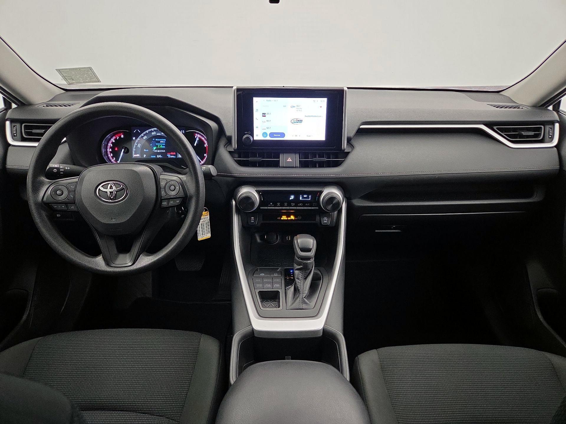 Thumbnail: 2024 Toyota RAV4 - 9