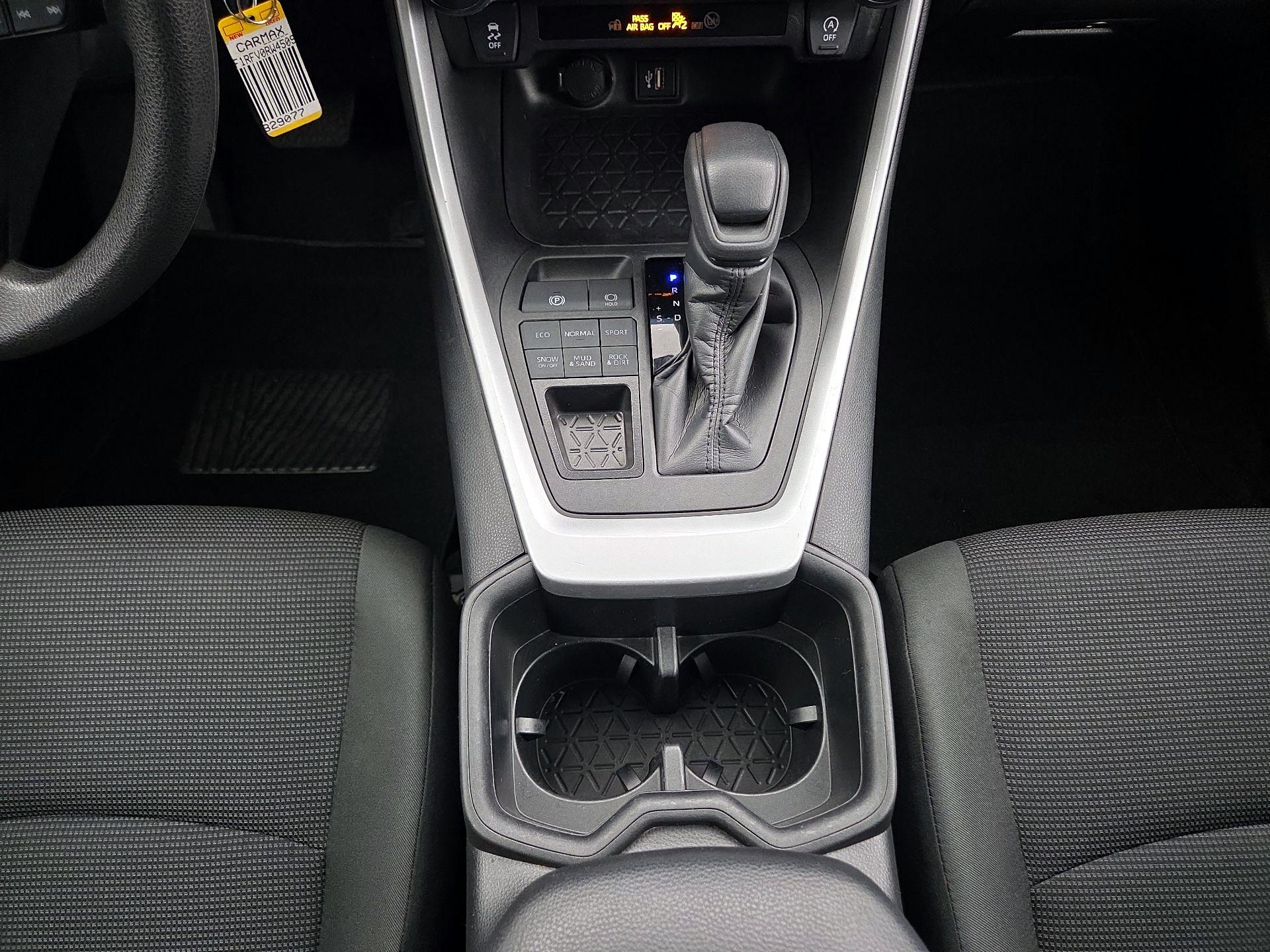 Thumbnail: 2024 Toyota RAV4 - 17