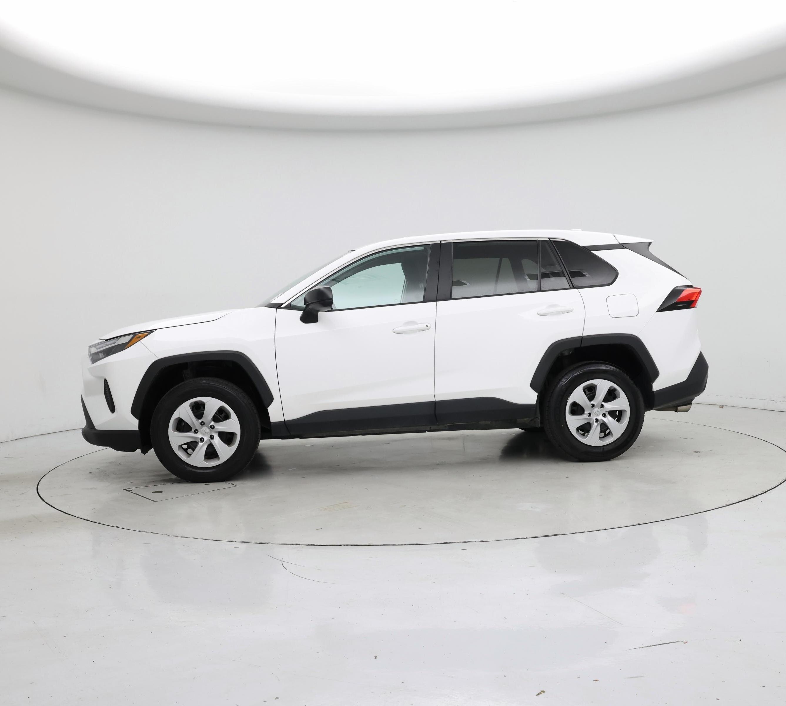 Thumbnail: 2024 Toyota RAV4 - 3