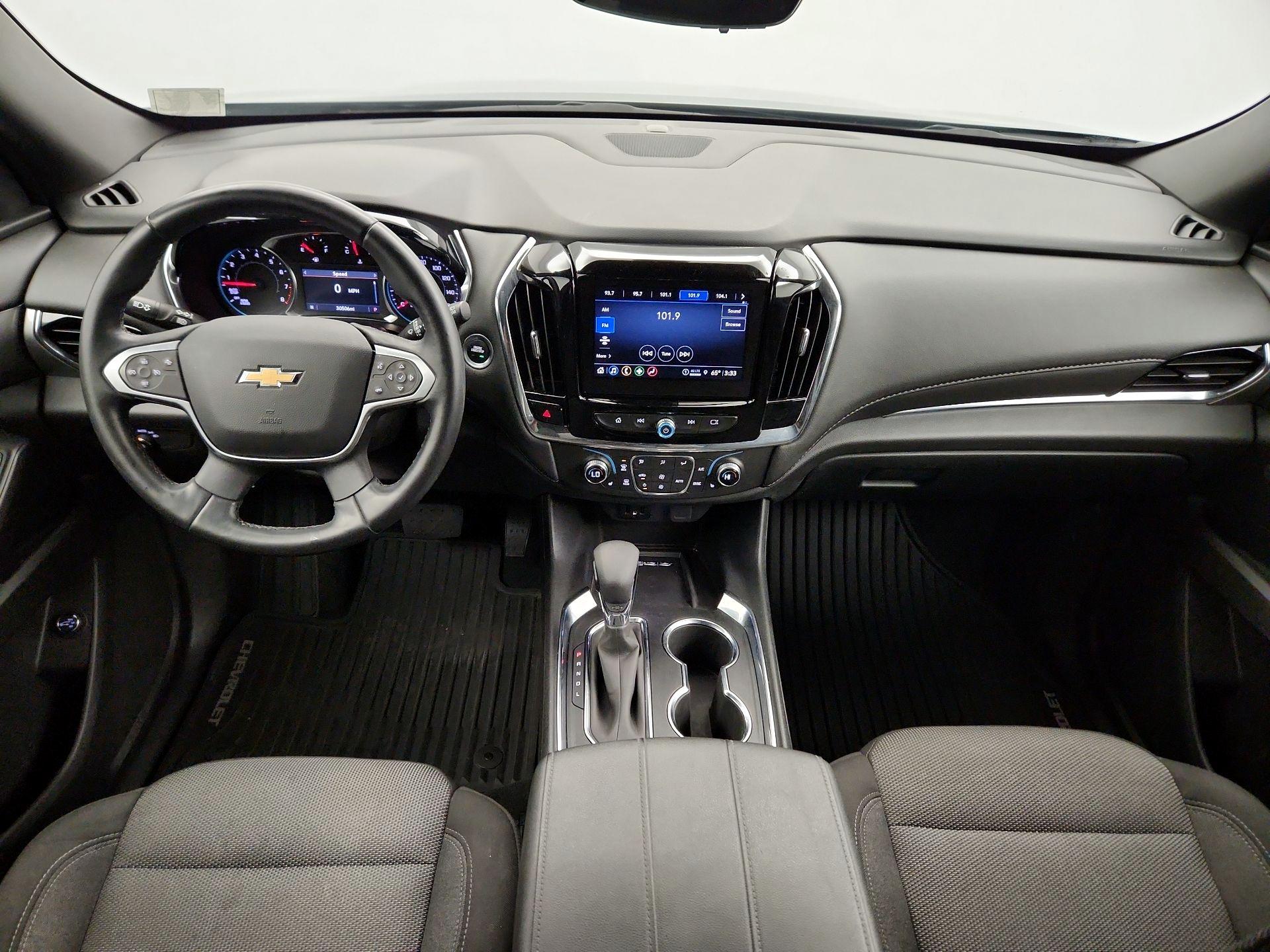 Thumbnail: 2023 Chevrolet Traverse - 9