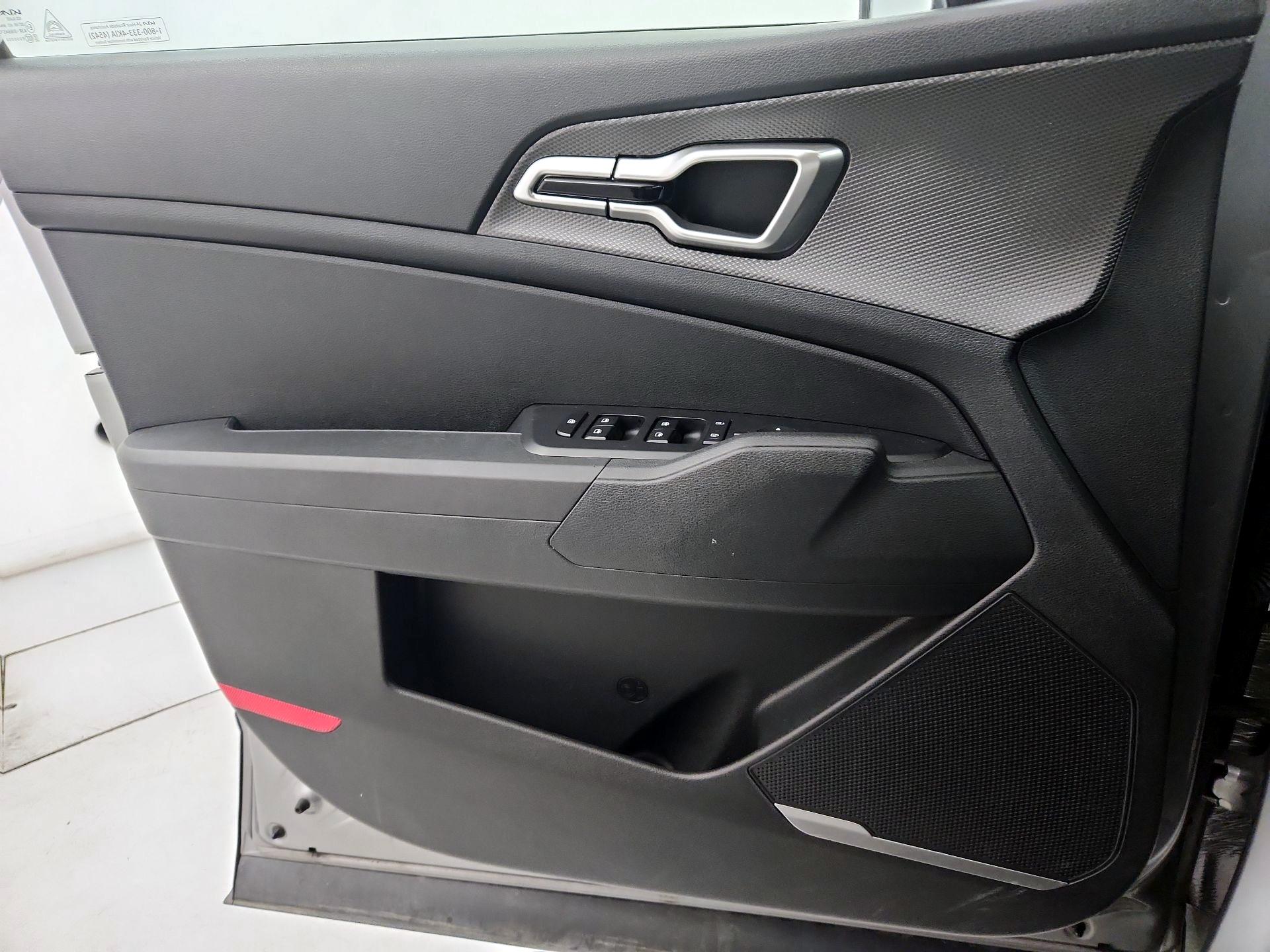 Thumbnail: 2024 Kia Sportage - 12