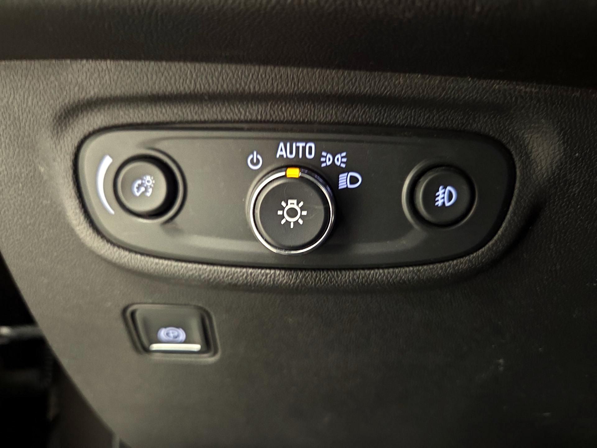 Thumbnail: 2020 GMC Terrain - 13